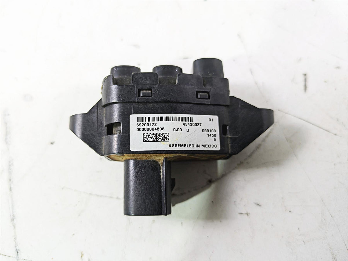 2015 Harley Touring FLHTKL E -Glide Low Auxiliary Switch Button Set 69200172 {{ shop.shopifyCountryName }} - Mototech271