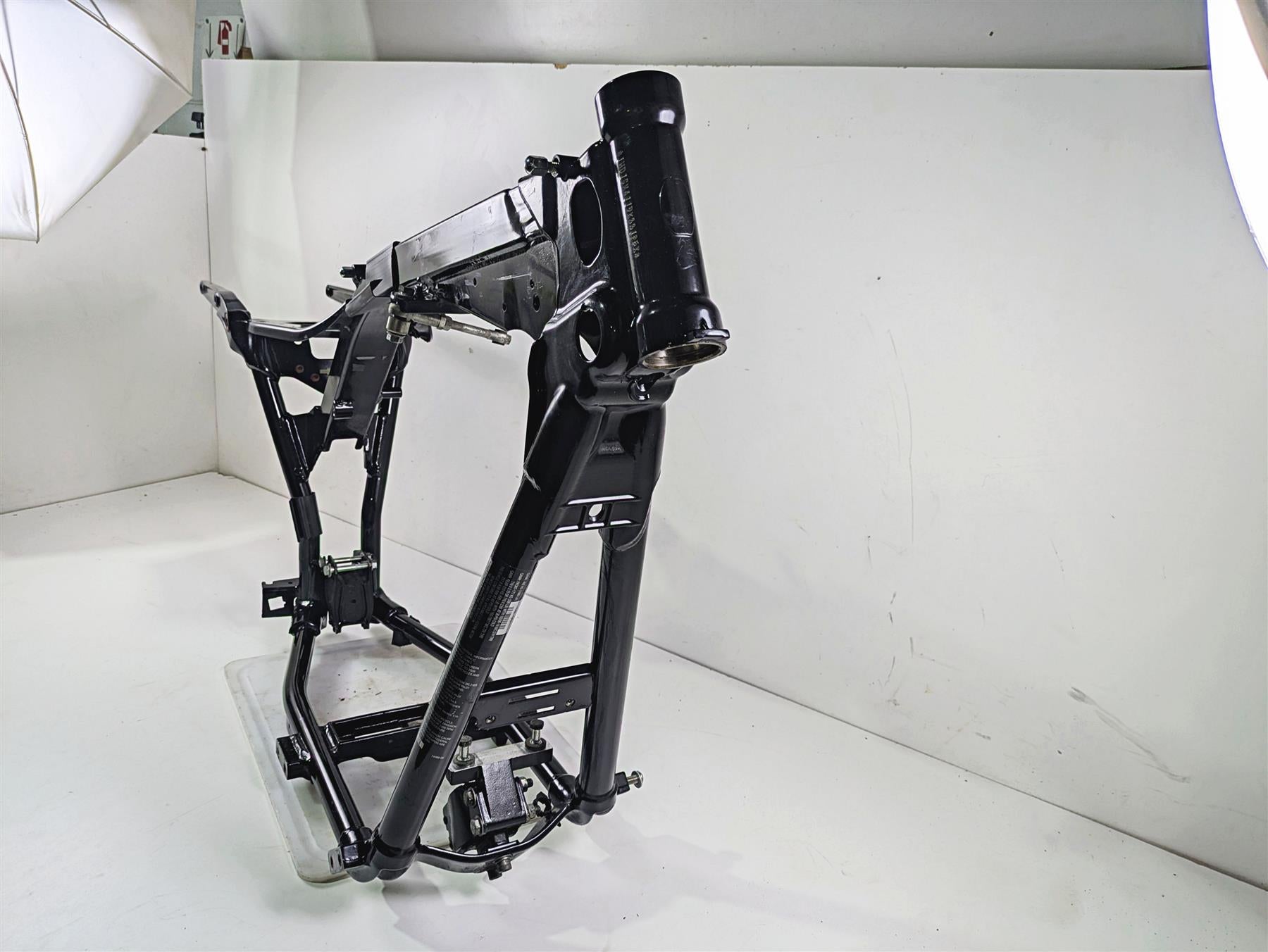 2009 Harley FXDC Dyna Super Glide Straight Main Frame Chassis 29Dgr With Clean Virginia Title 47745-06B {{ shop.shopifyCountryName }} - Mototech271