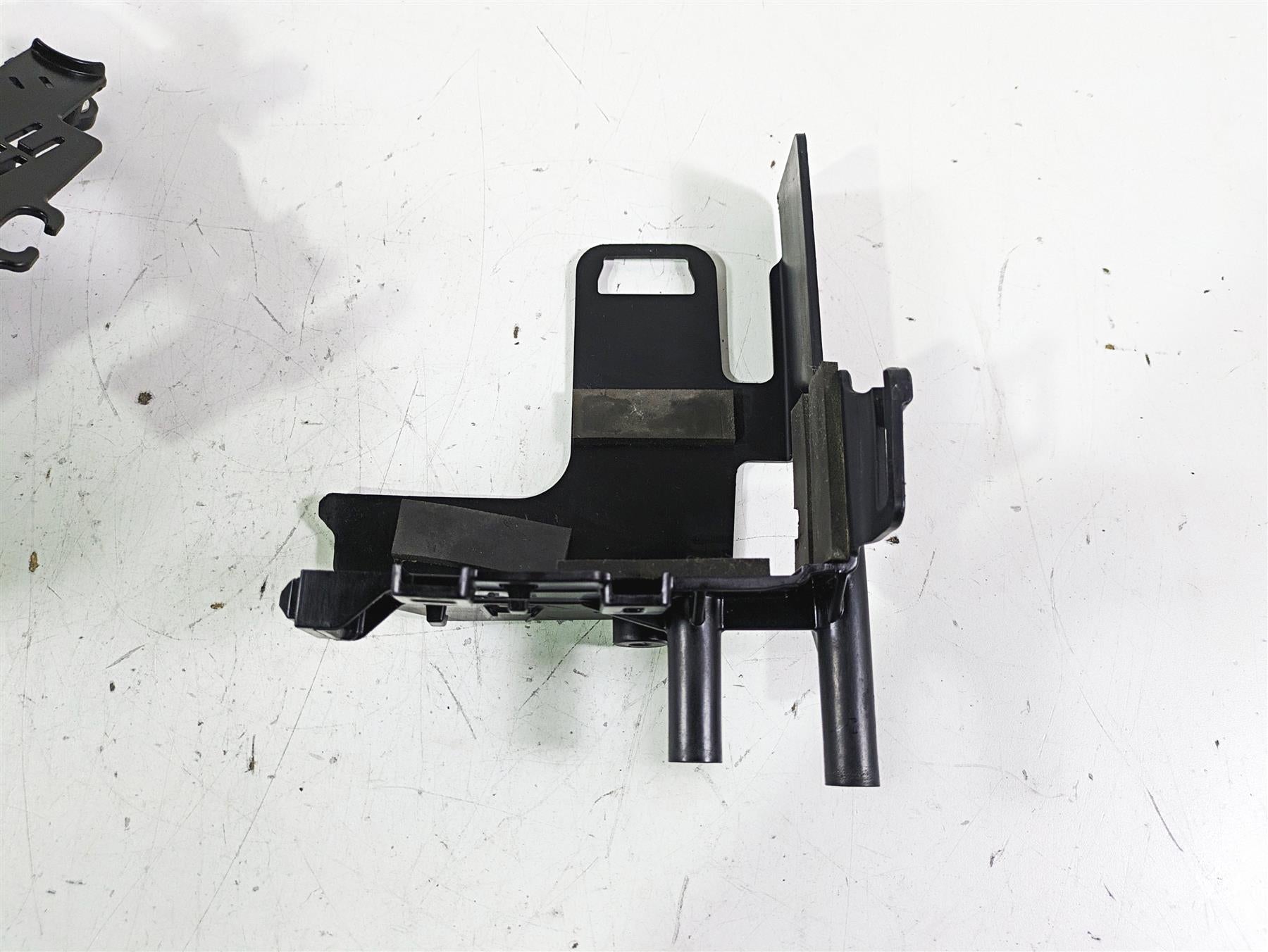 2021 Harley Softail FLSL Slim Electrical Carrier Plastic Set 69201523 69201632 {{ shop.shopifyCountryName }} - Mototech271