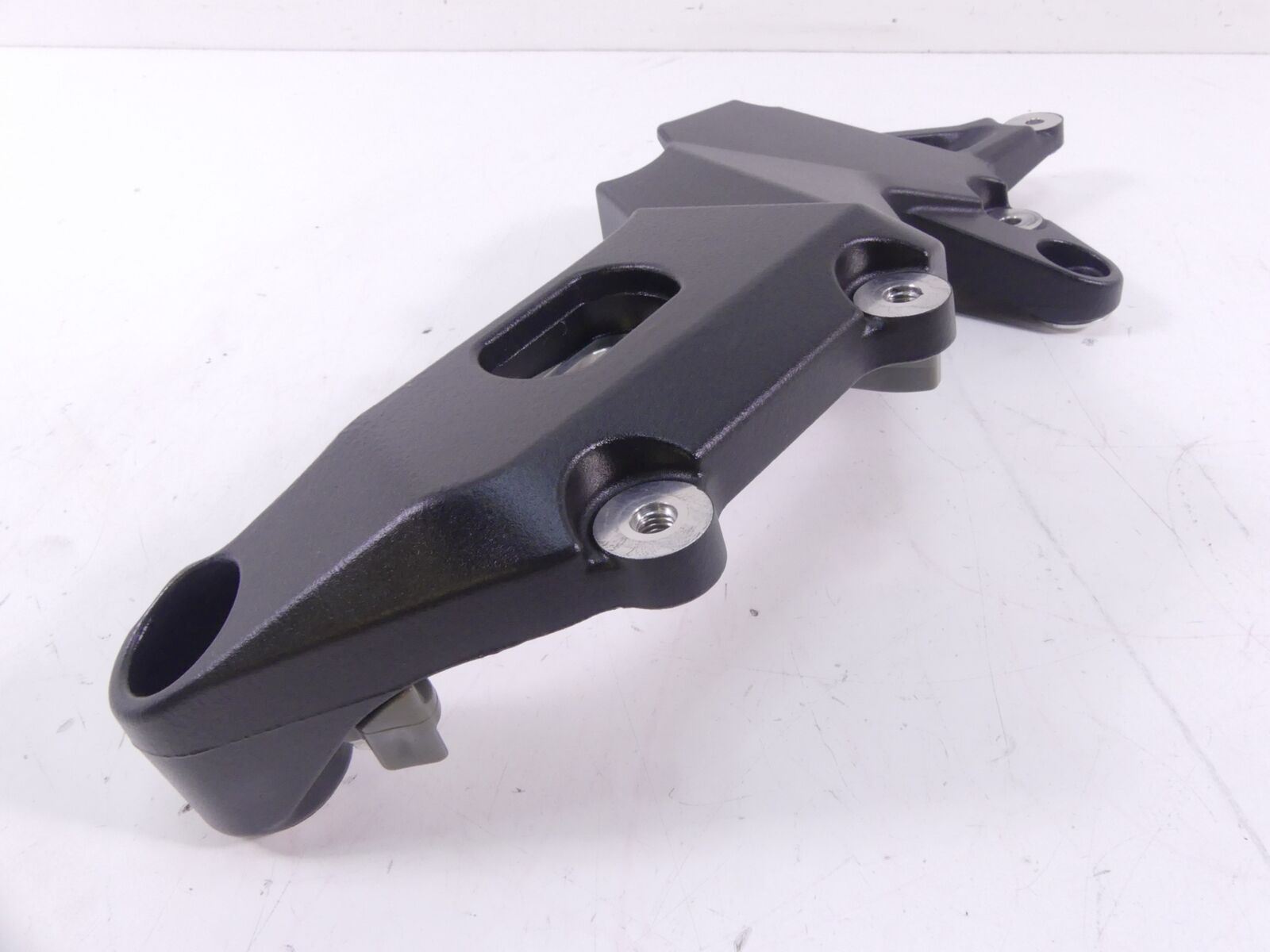 2013 Mv Agusta F4RR Left Frame To Swingarm Bracket Mount Wall 8AC0B3477 {{ shop.shopifyCountryName }} - Mototech271