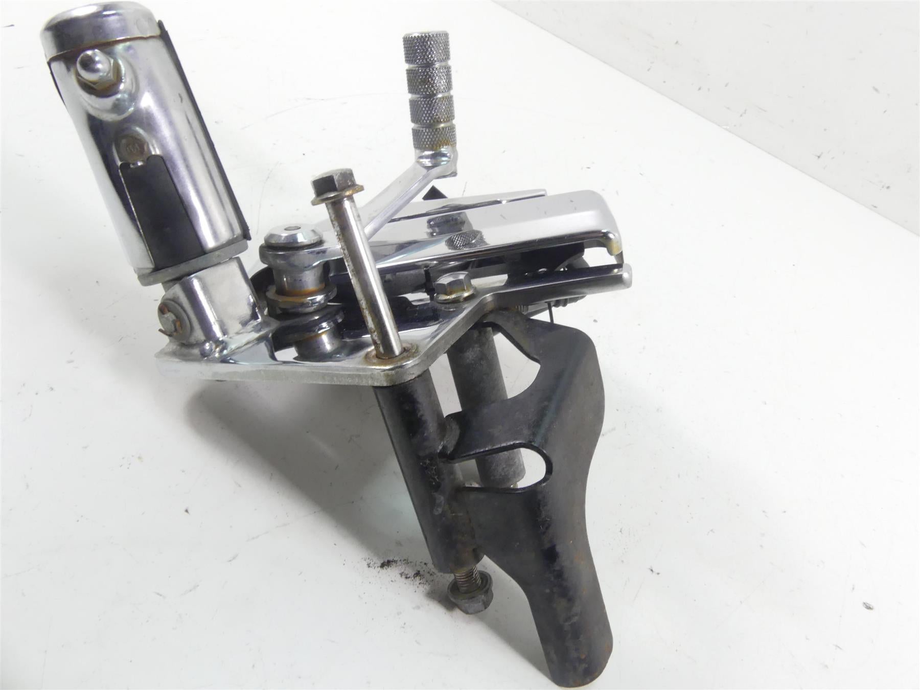 2003 Honda VTX1800 C Right Front Foot Peg + Brake Pedal 50615-MCH-C10 {{ shop.shopifyCountryName }} - Mototech271
