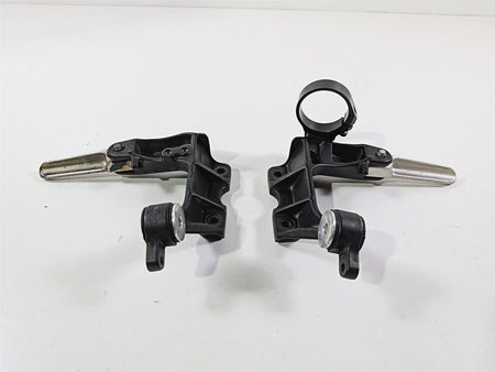 2009 Yamaha VMX17 V-Max 1700 Rear Passenger Footpeg Set - Read 2S3-27430-00-00-Mototech271