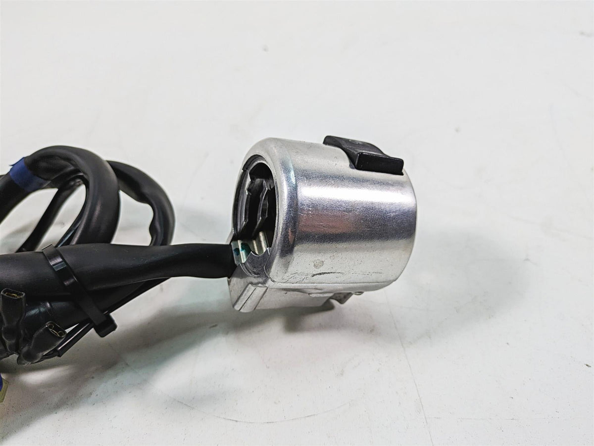 2006 Honda VT1100 C2 Shadow Left Hand Control Switch Light Horn 35020-MCK-A00 {{ shop.shopifyCountryName }} - Mototech271
