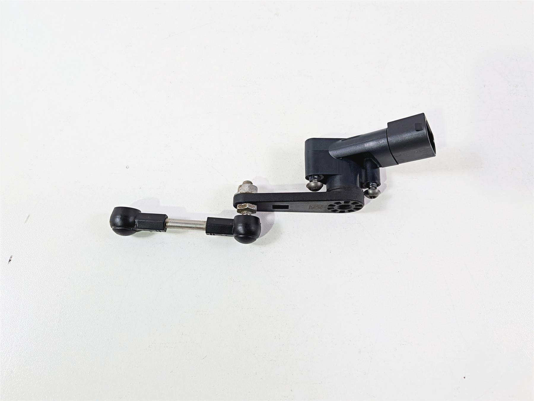 2023 BMW F850GS K81 Bike Leveling Sensor & Linkage Arm 37146870000 {{ shop.shopifyCountryName }} - Mototech271