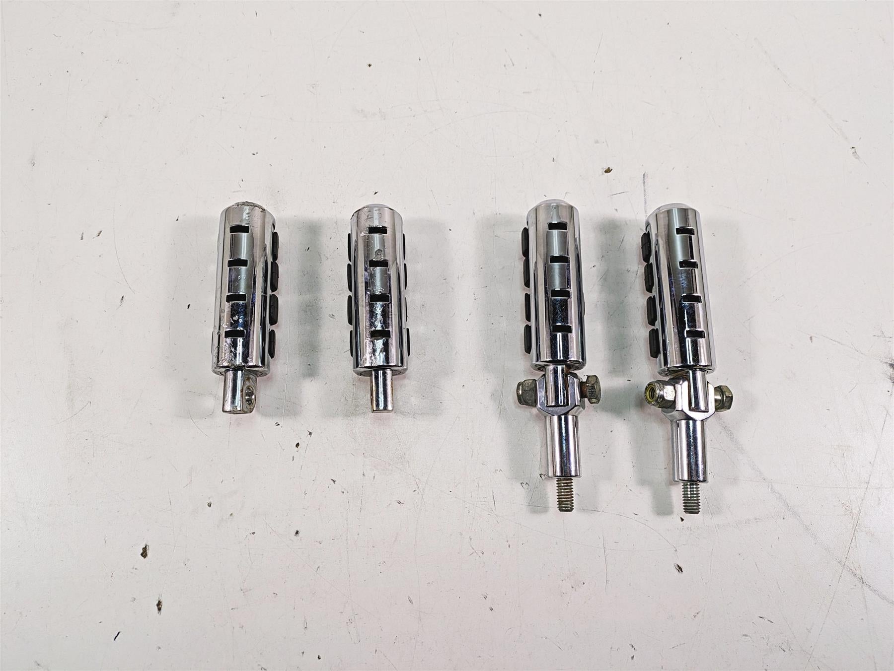 2006 Harley Softail FXSTSI Springer Front Rear Chrome Foot Peg Rest Set 50942-00 {{ shop.shopifyCountryName }} - Mototech271