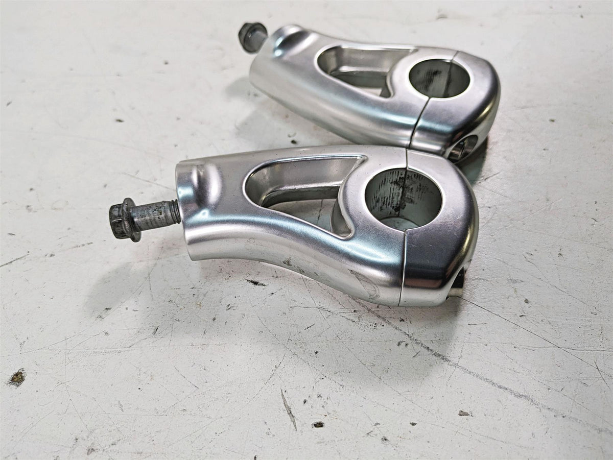 2014 Moto Guzzi California 1400 T Handlebar Holder Riser Set GU06500200 {{ shop.shopifyCountryName }} - Mototech271