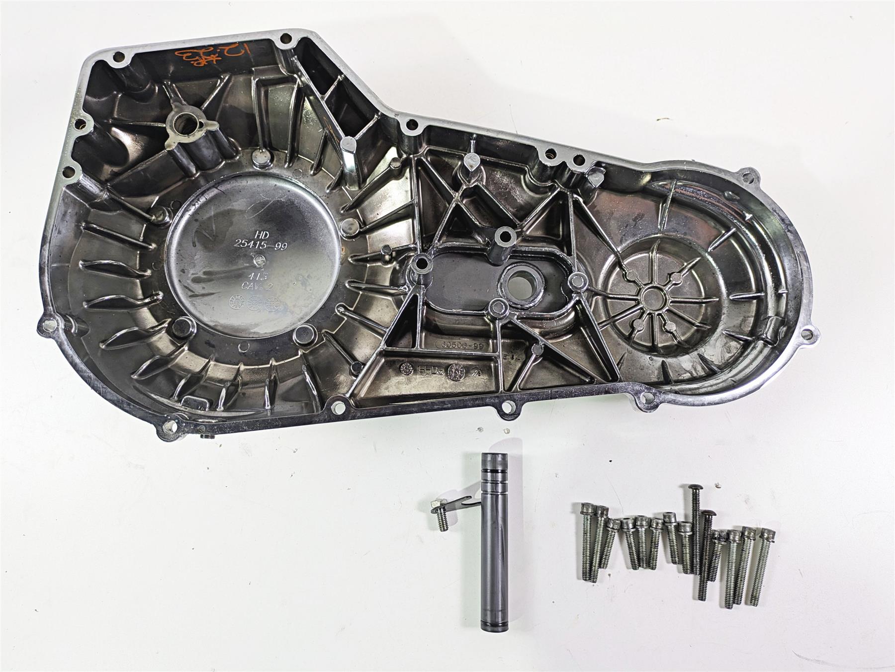 1999 Harley Dyna FXDL Low Rider Outer Primary Drive Clutch Cover Mid 60506-99 {{ shop.shopifyCountryName }} - Mototech271