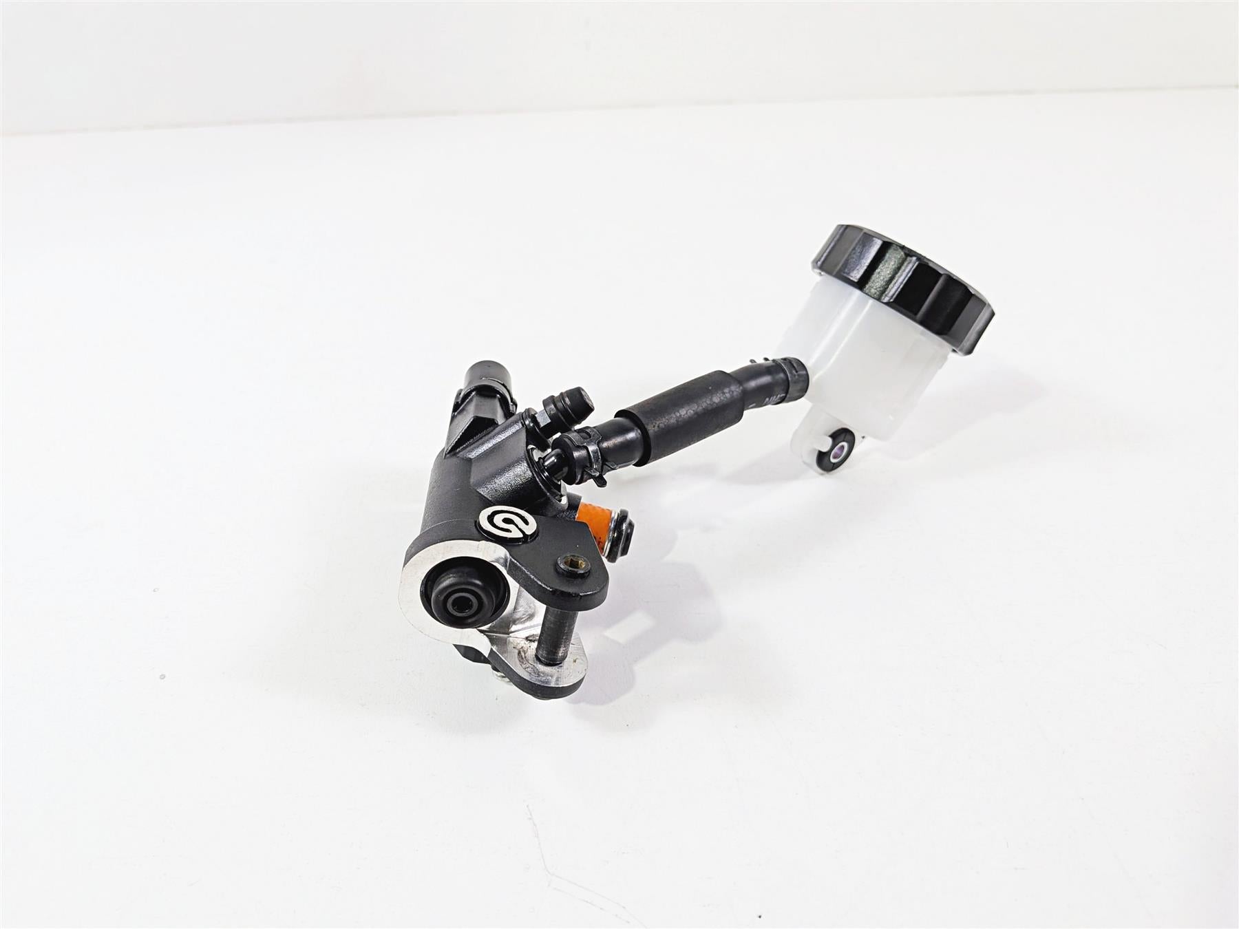 2025 Yamaha YZF R7 Brembo Front Radial Brake Master Cylinder 16mm BEB-2583T-01 {{ shop.shopifyCountryName }} - Mototech271