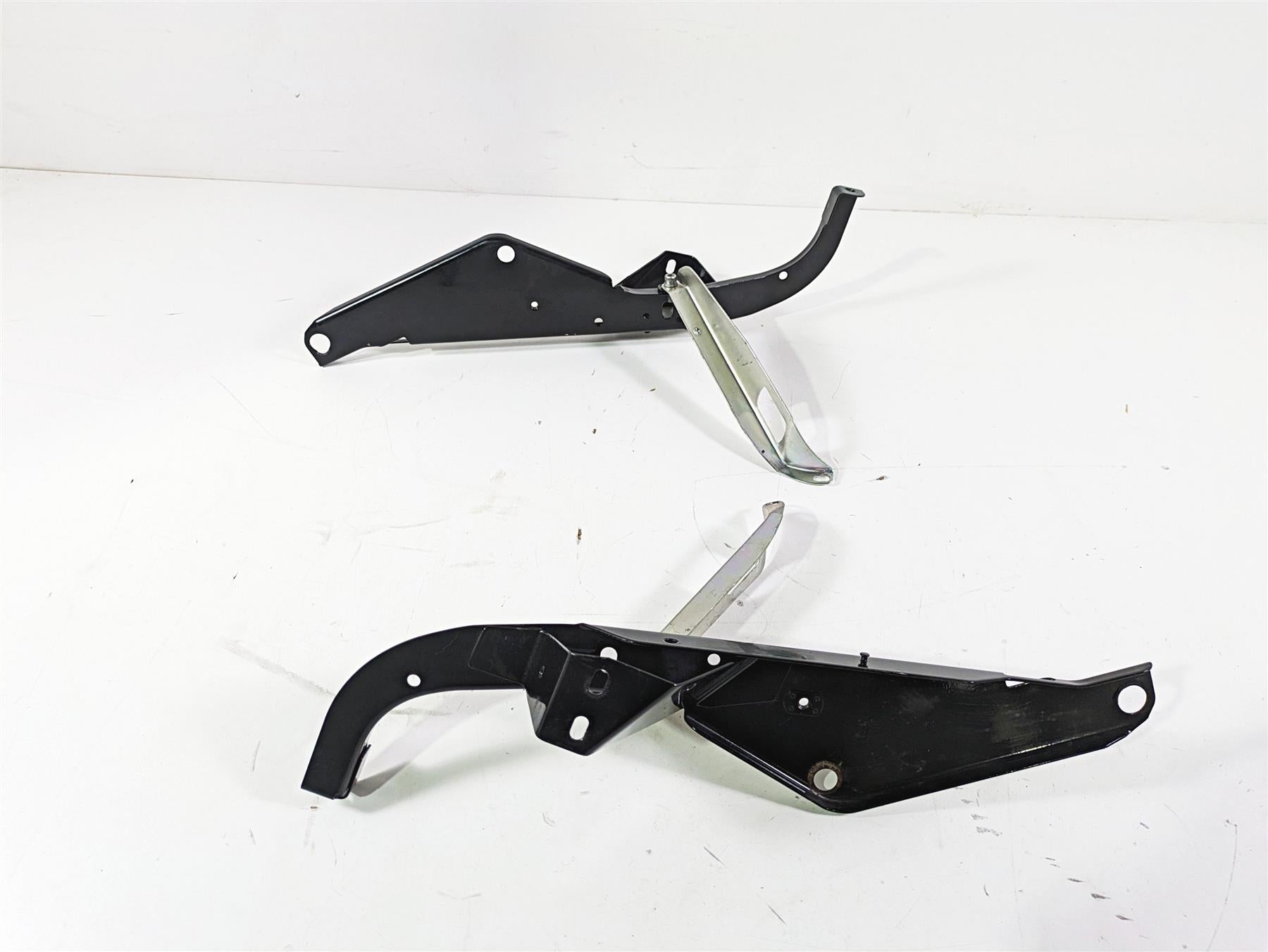 2008 Harley Touring FLHTCU E-Glide 105TH Front Fairing Mounts Set 58479-96B | Mototech271