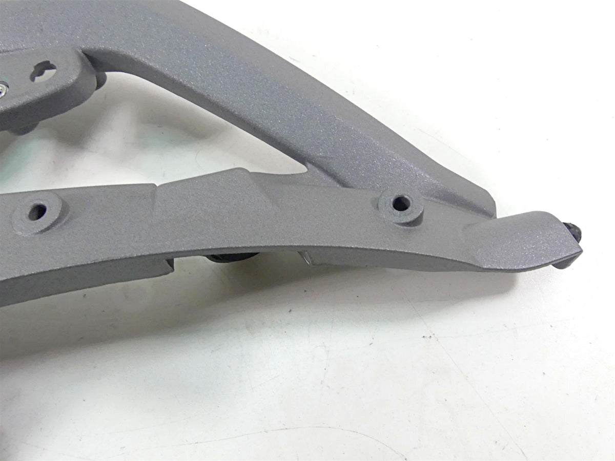 2014 BMW R1200GS K50 Front Right Panel Carrier Stay Bracket - Read 46638528674 {{ shop.shopifyCountryName }} - Mototech271