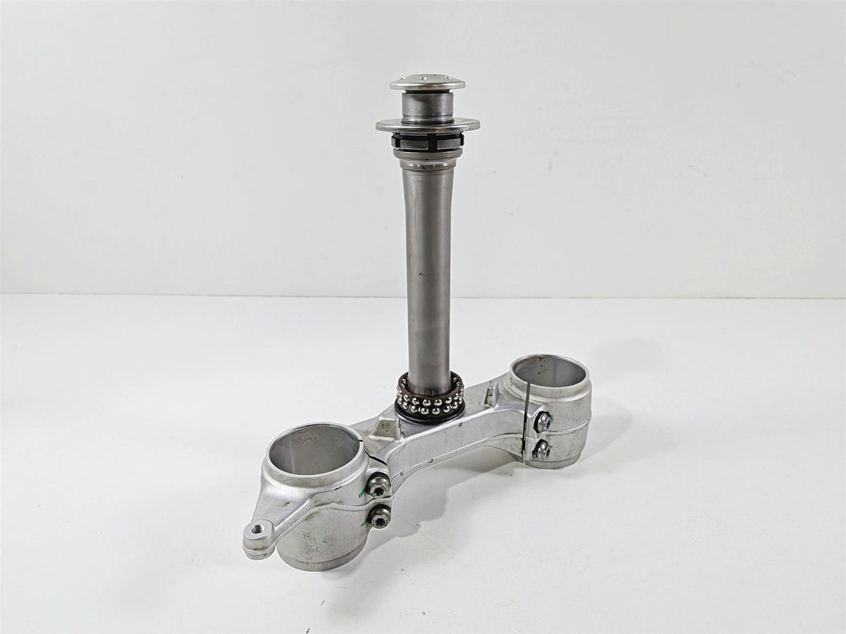 2023 BMW F850GS K81 Lower Triple Tree Steering Clamp 8565018 31428565020 {{ shop.shopifyCountryName }} - Mototech271