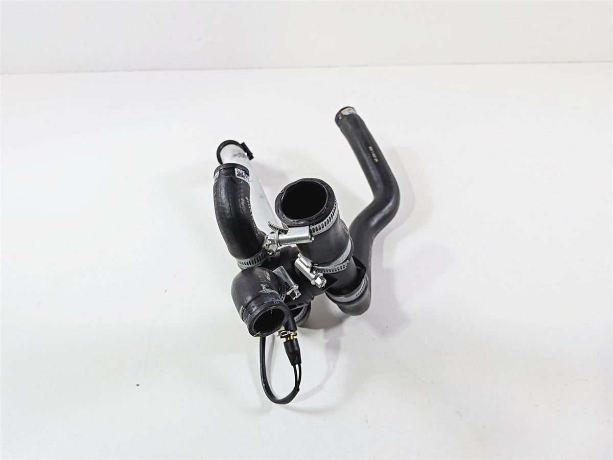 2019 Ducati Panigale V4S V4 S Corse Radiator Hoses & Thermostat 55320161A {{ shop.shopifyCountryName }} - Mototech271