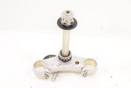 2012 Triumph Daytona 675 41mm Lower Triple Tree Steering Yoke T2044130 {{ shop.shopifyCountryName }} - Mototech271