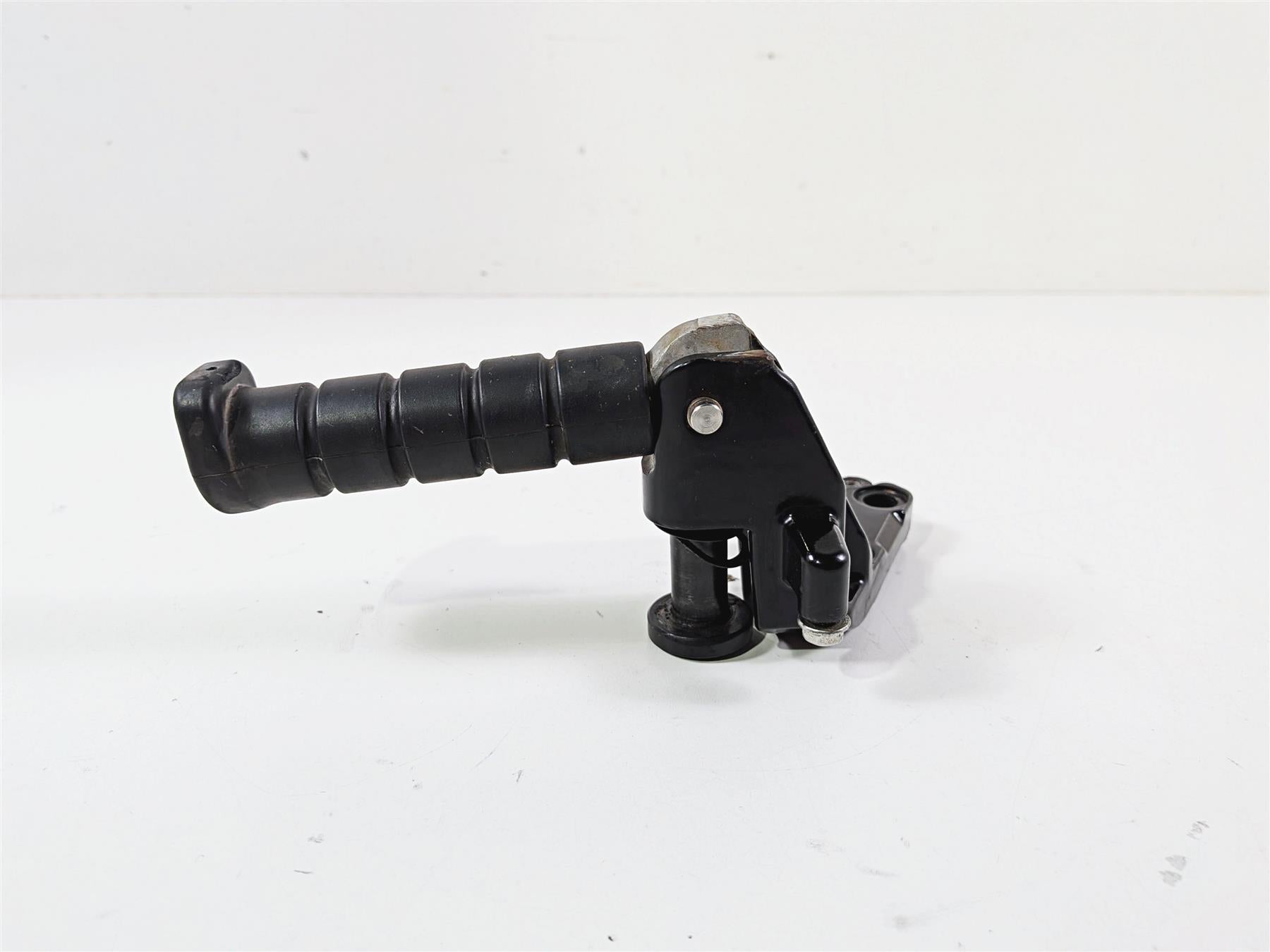 2017 Victory Octane 1200 Right Footpeg Foot Peg 5138887-658 {{ shop.shopifyCountryName }} - Mototech271