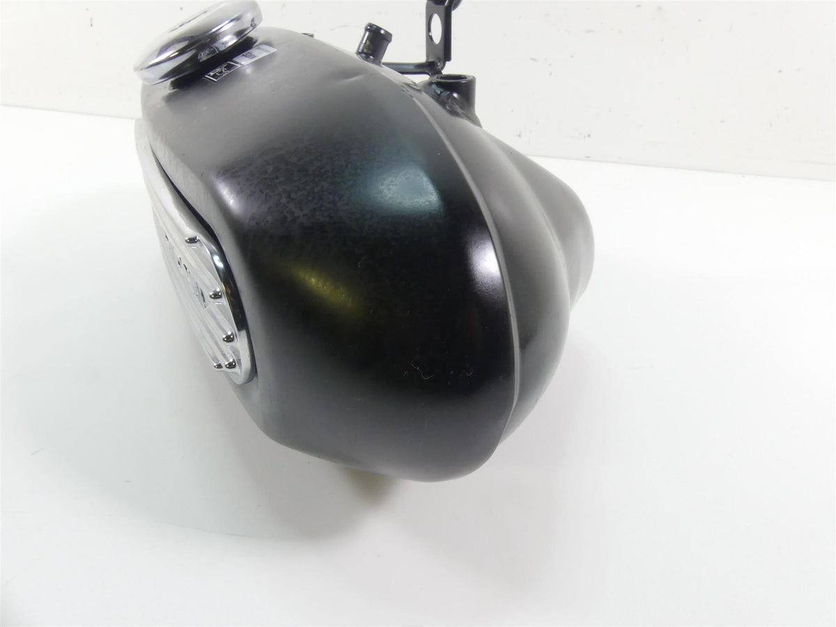 2013 Triumph Rocket 3 Touring Oil Tank Reservoir Dipstick & Cover T1210259 {{ shop.shopifyCountryName }} - Mototech271