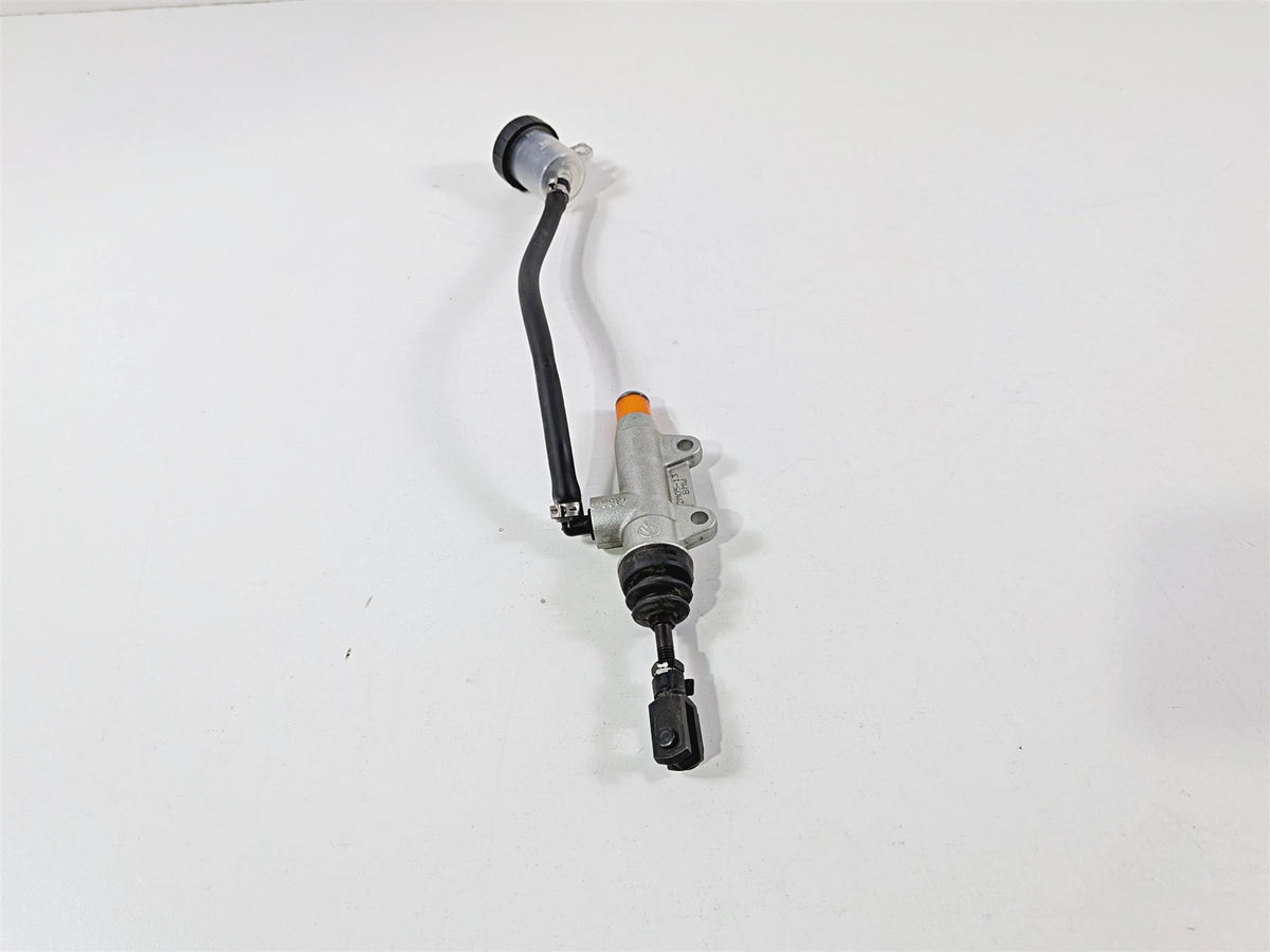 2023 BMW F850GS K81 Rear Brembo Brake Master Cylinder 13mm 34217692190 {{ shop.shopifyCountryName }} - Mototech271