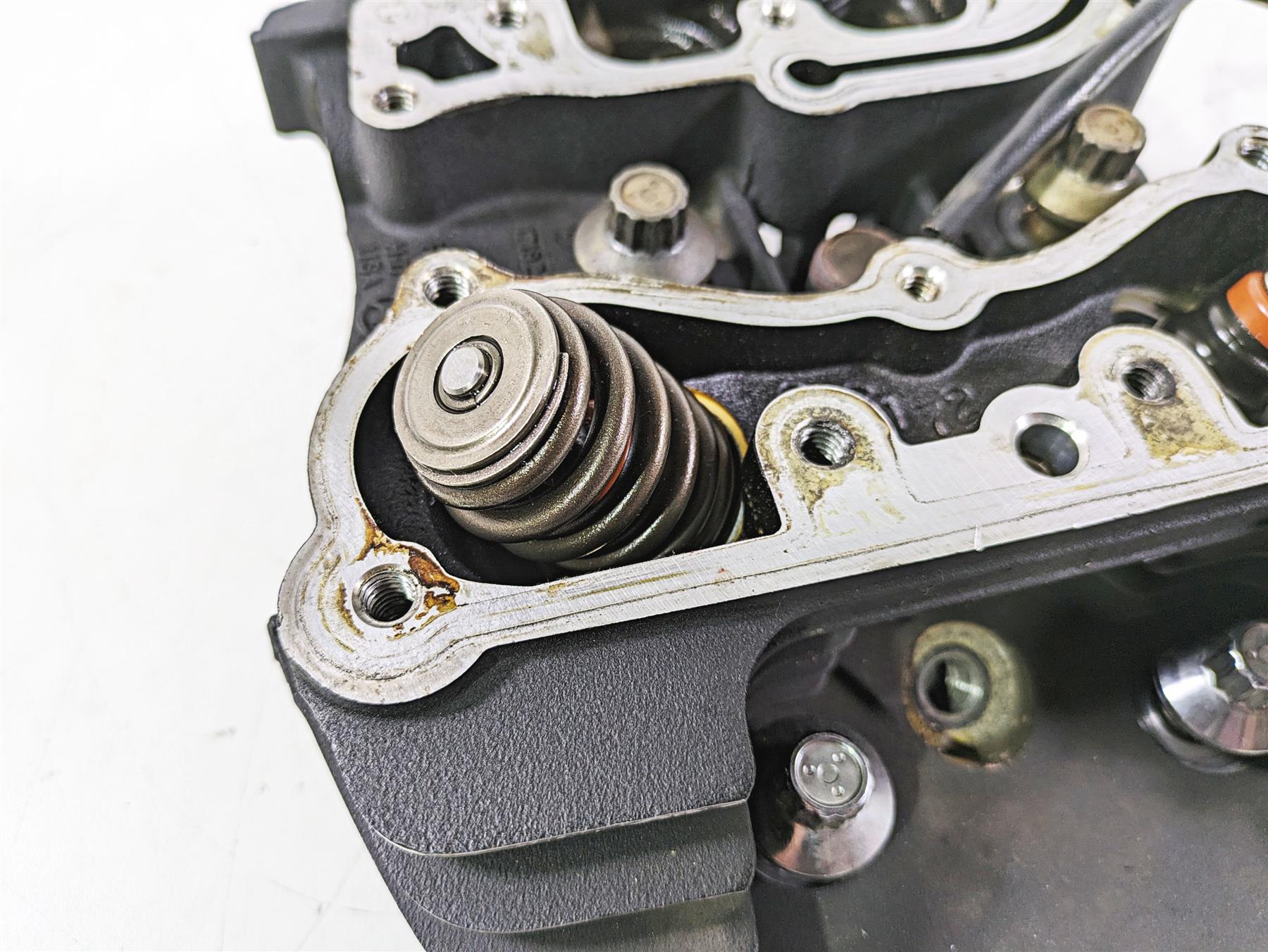2015 Harley Touring FLHXS Street Glide Front Cylinder Head - Read 17728-08 {{ shop.shopifyCountryName }} - Mototech271