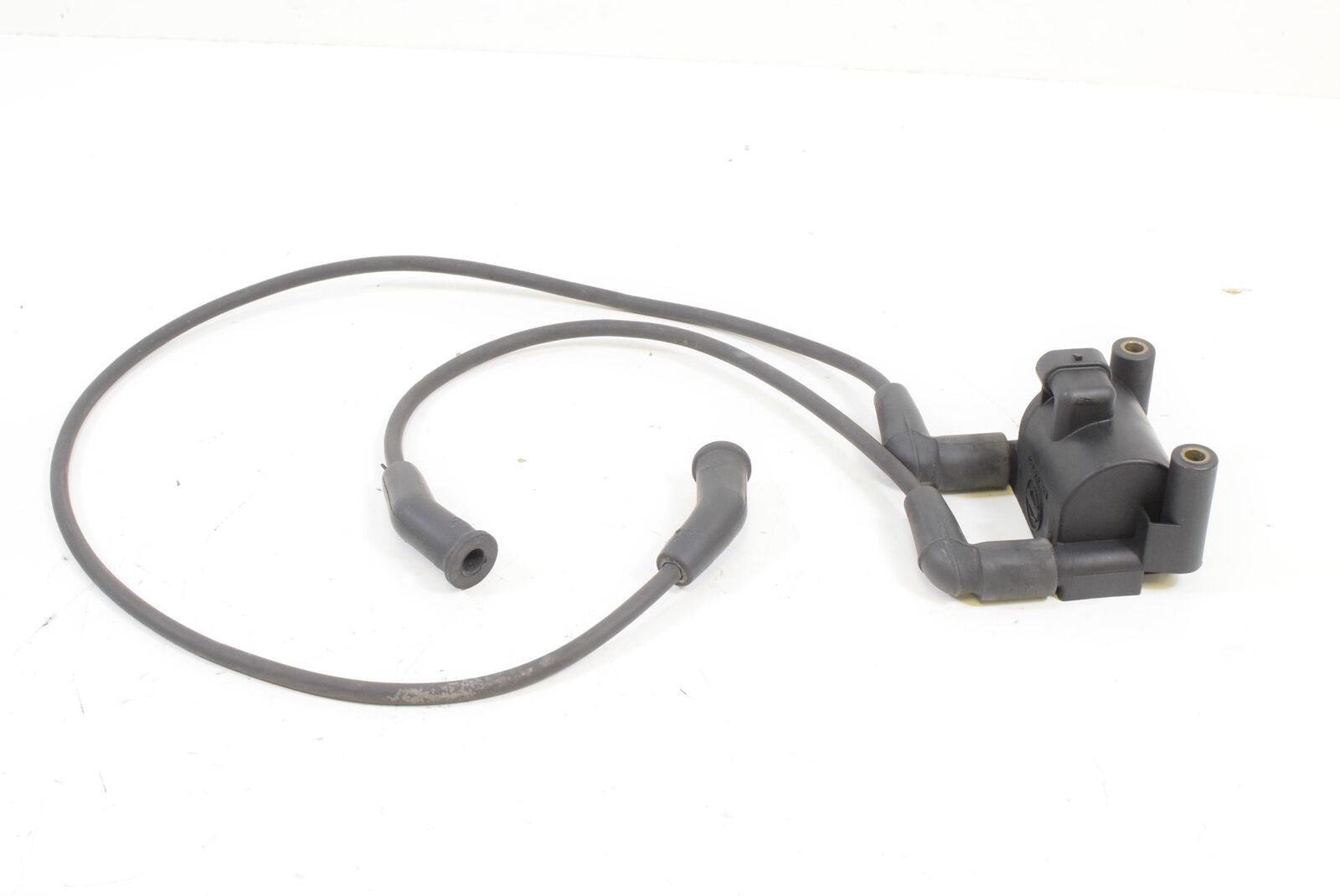 2012 Harley Touring FLHTK Electra Glide Ignition Coil & Wires 31696-07A {{ shop.shopifyCountryName }} - Mototech271