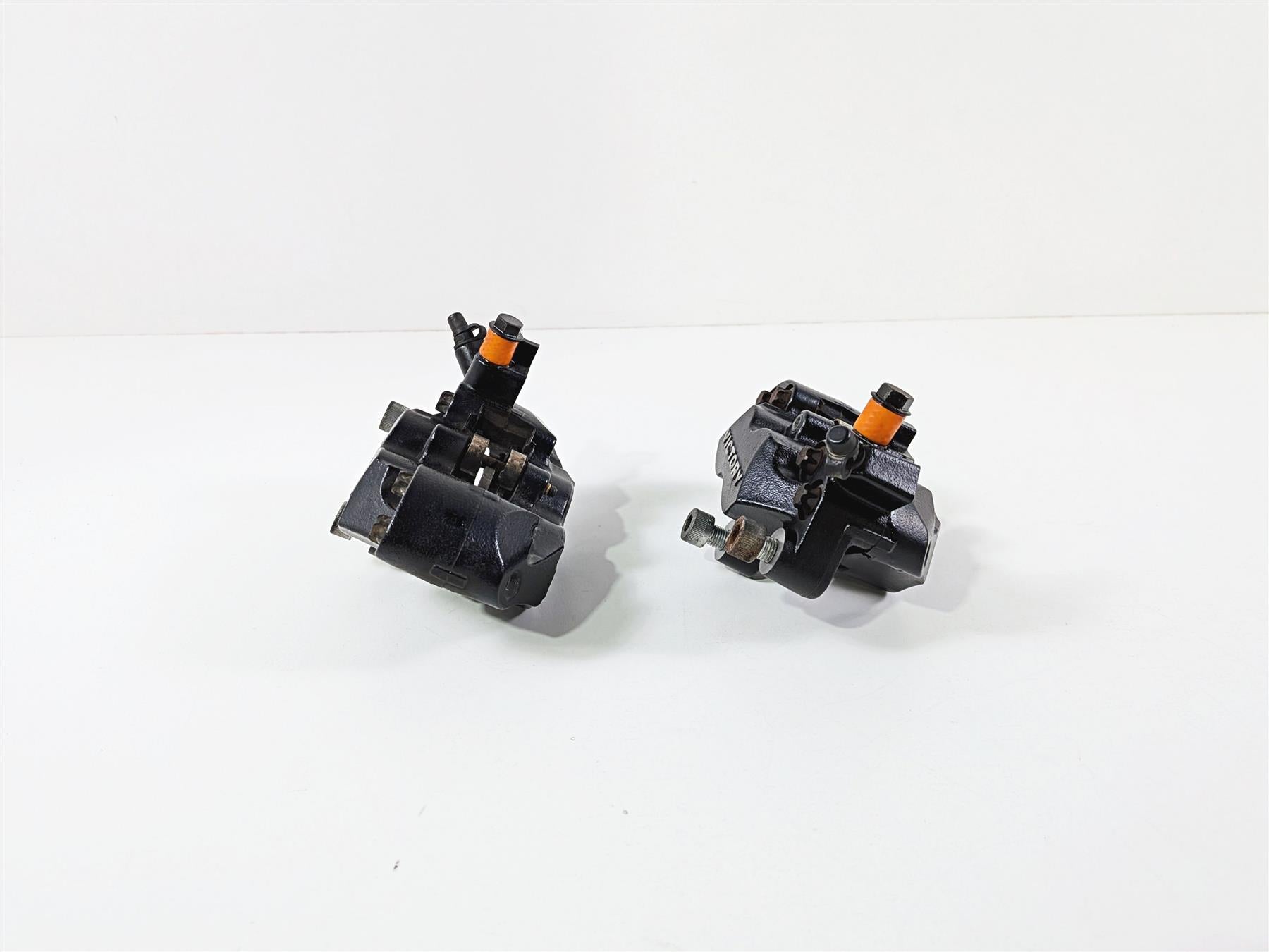 2016 Victory Cross Country Front Brake Caliper Set 1912534 1912535 {{ shop.shopifyCountryName }} - Mototech271