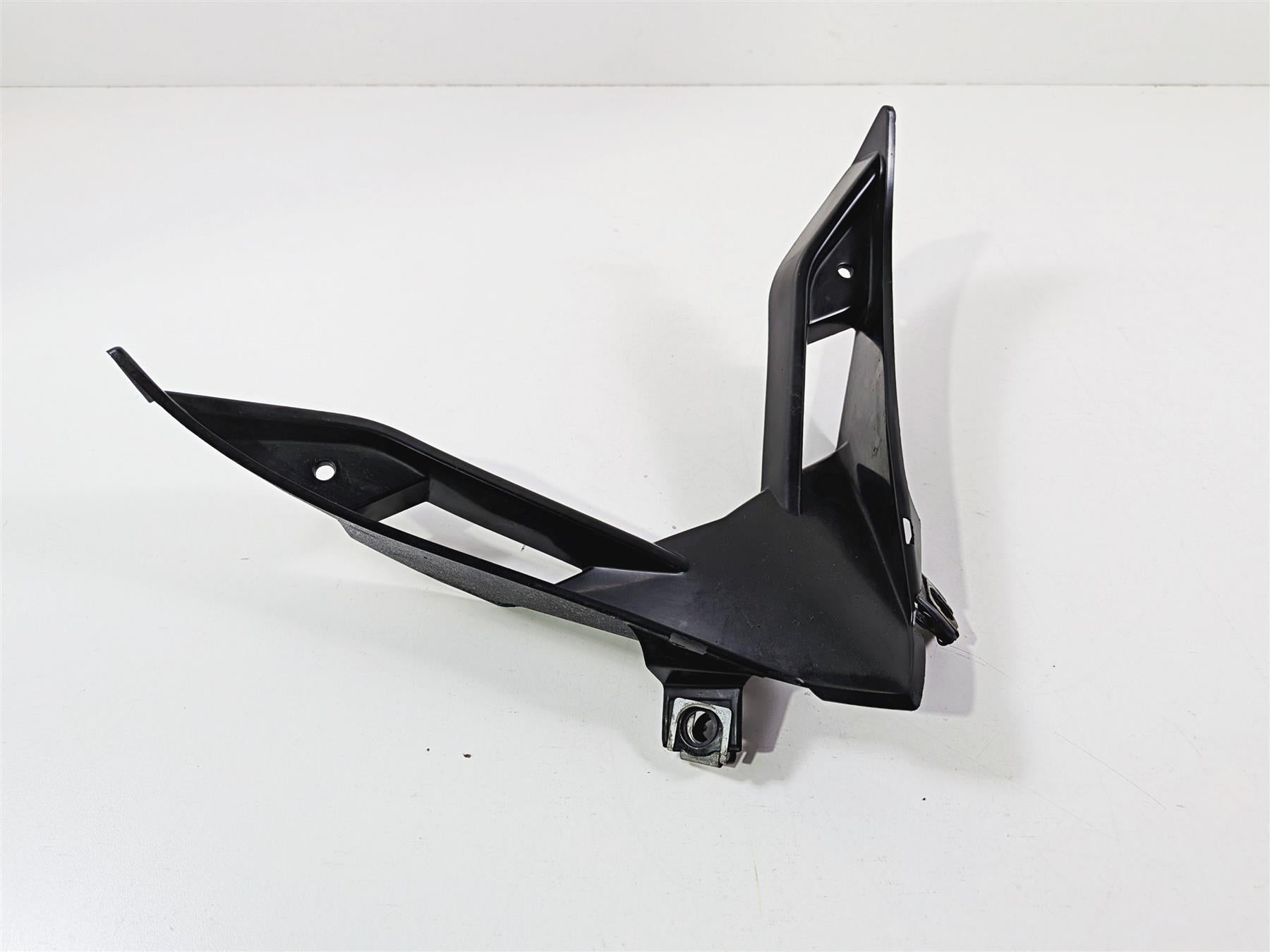 2008 Yamaha YZF R1 RN19 Lower Front Radiator Belly Cover Fairing 4C8-2836M-00 {{ shop.shopifyCountryName }} - Mototech271