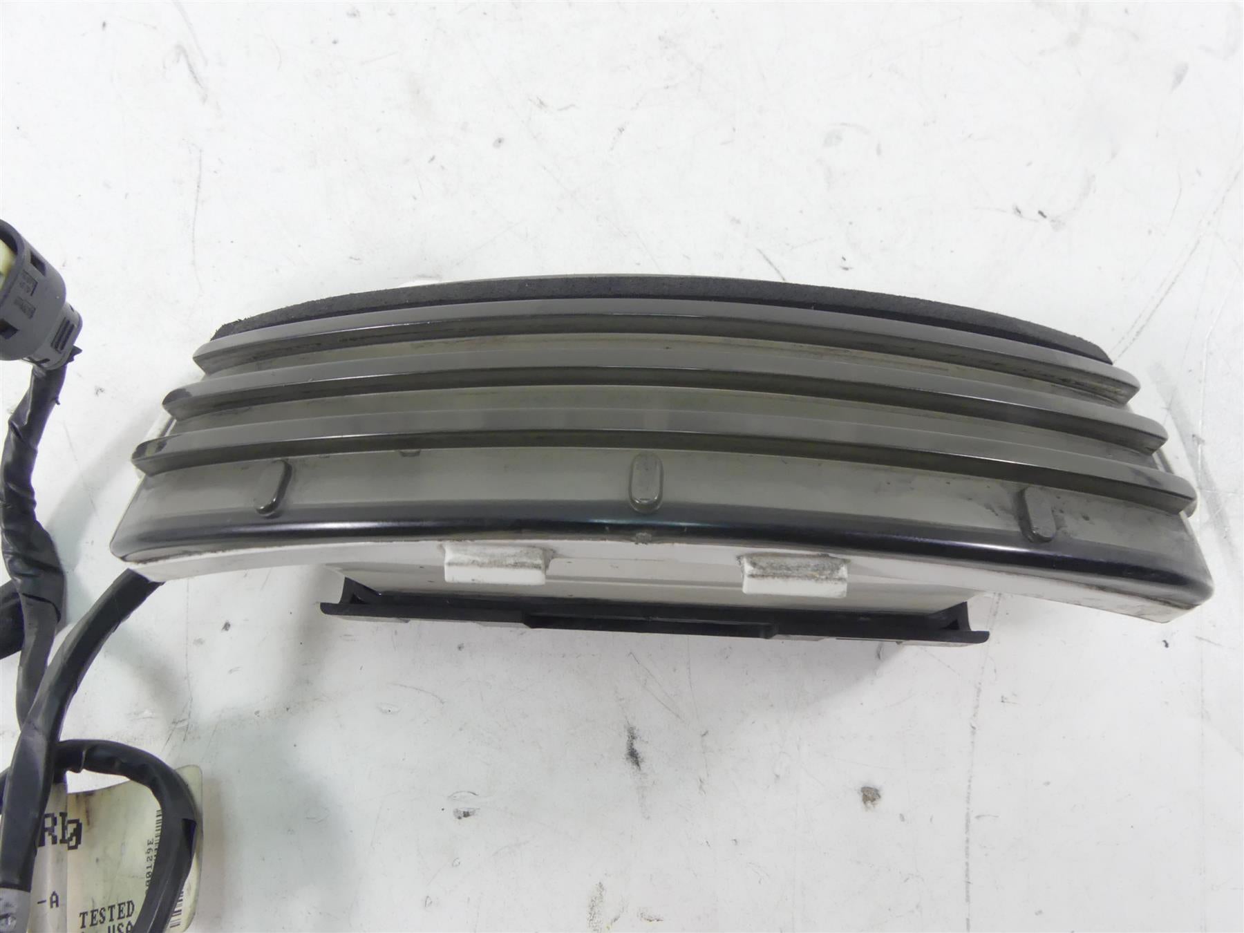 2014 Harley Touring FLHX Street Glide Taillight Tail Light Lamp & Wiring 5859370 {{ shop.shopifyCountryName }} - Mototech271