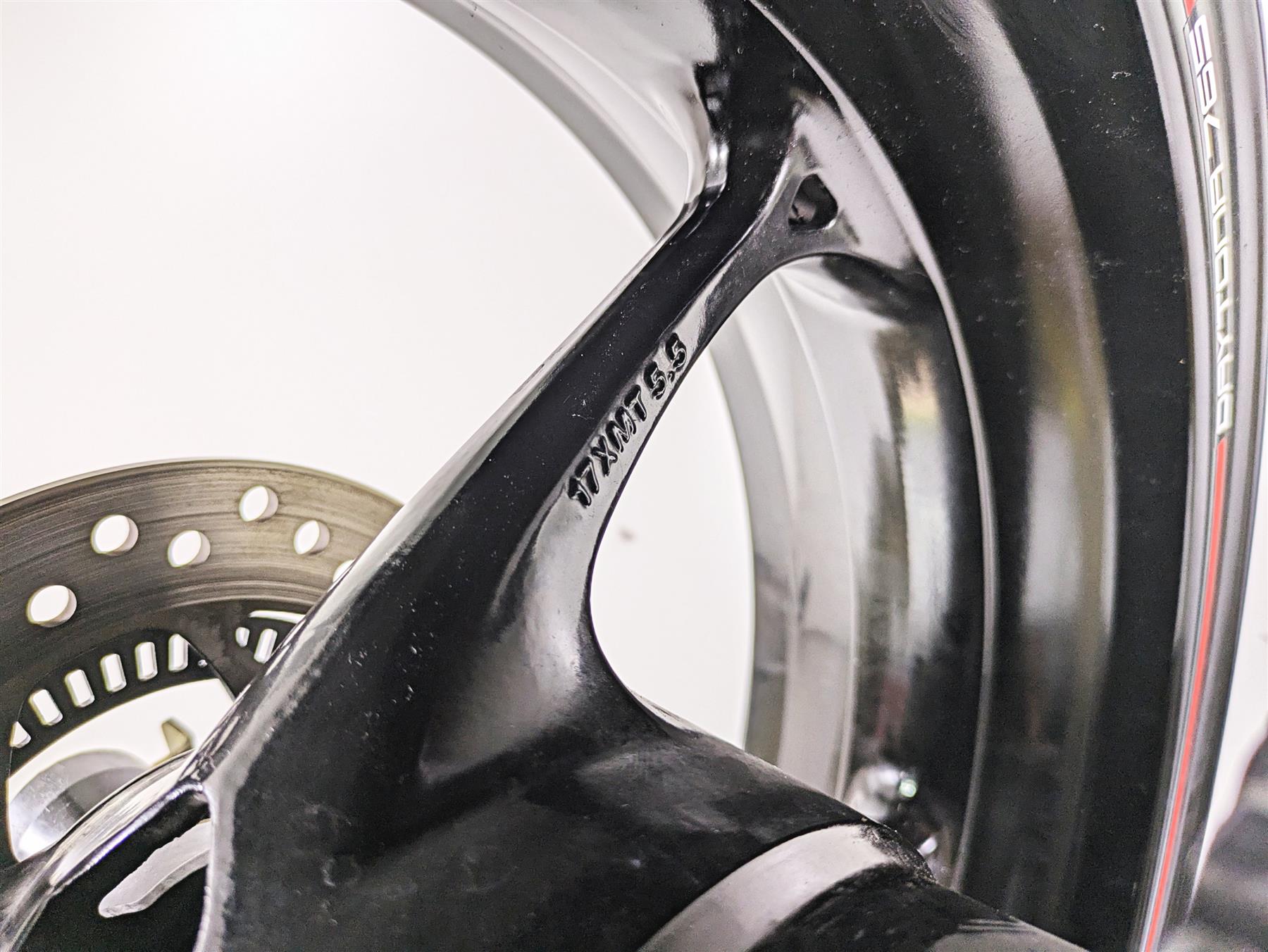 2020 Triumph Daytona 765 Moto2 Rear Wheel Rim 17x 5.5 Ding T2010677 {{ shop.shopifyCountryName }} - Mototech271