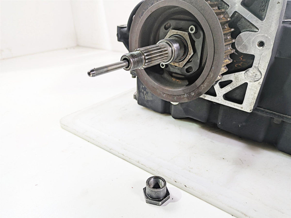 1998 Harley Touring FLHRCI Road King 5-Speed Transmission Gear Box 33285-93A {{ shop.shopifyCountryName }} - Mototech271