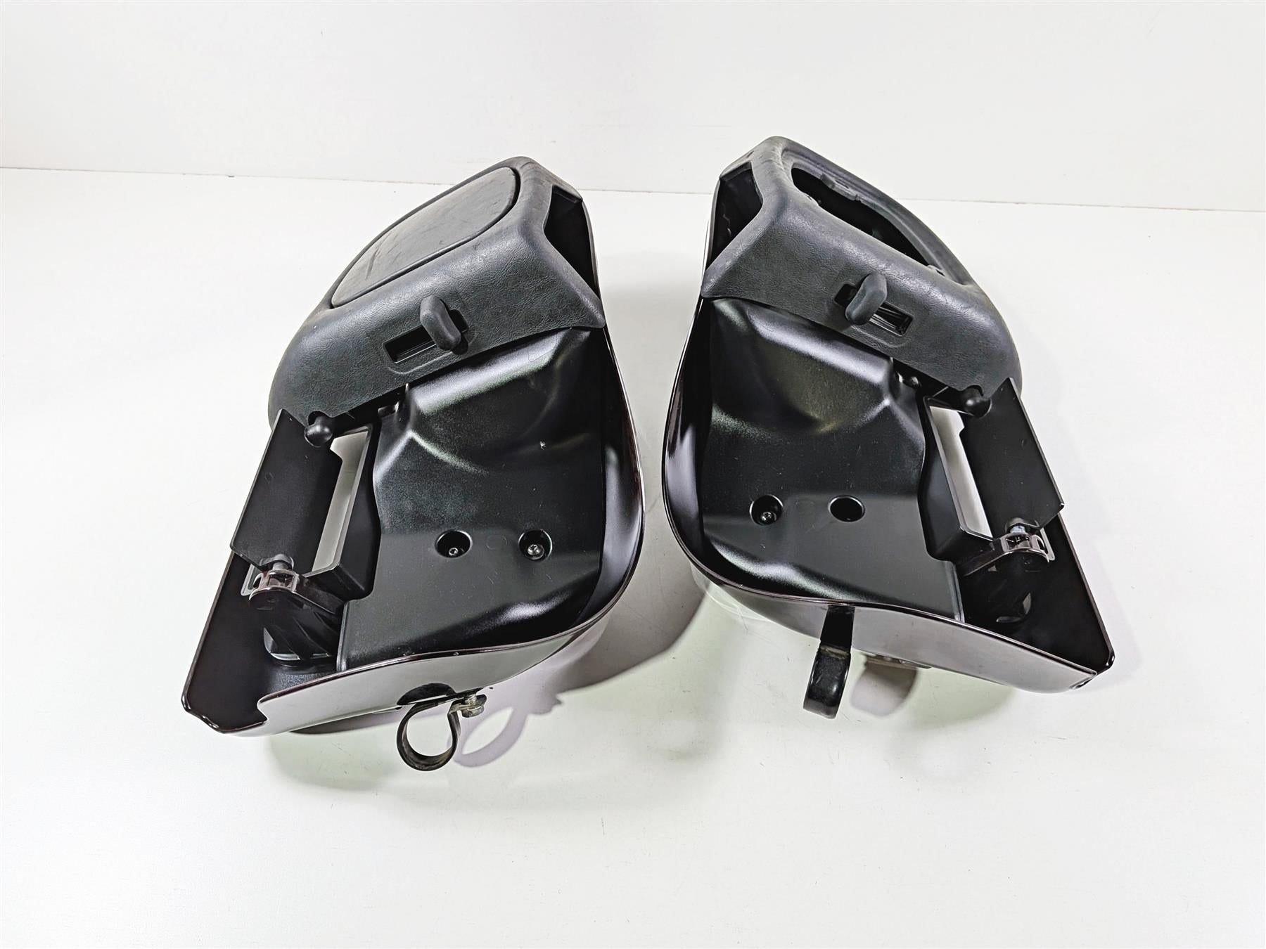 2014 Harley Touring FLHTK Electra Glide Lower Leg Fairing Cover Set 57100112-Mototech271