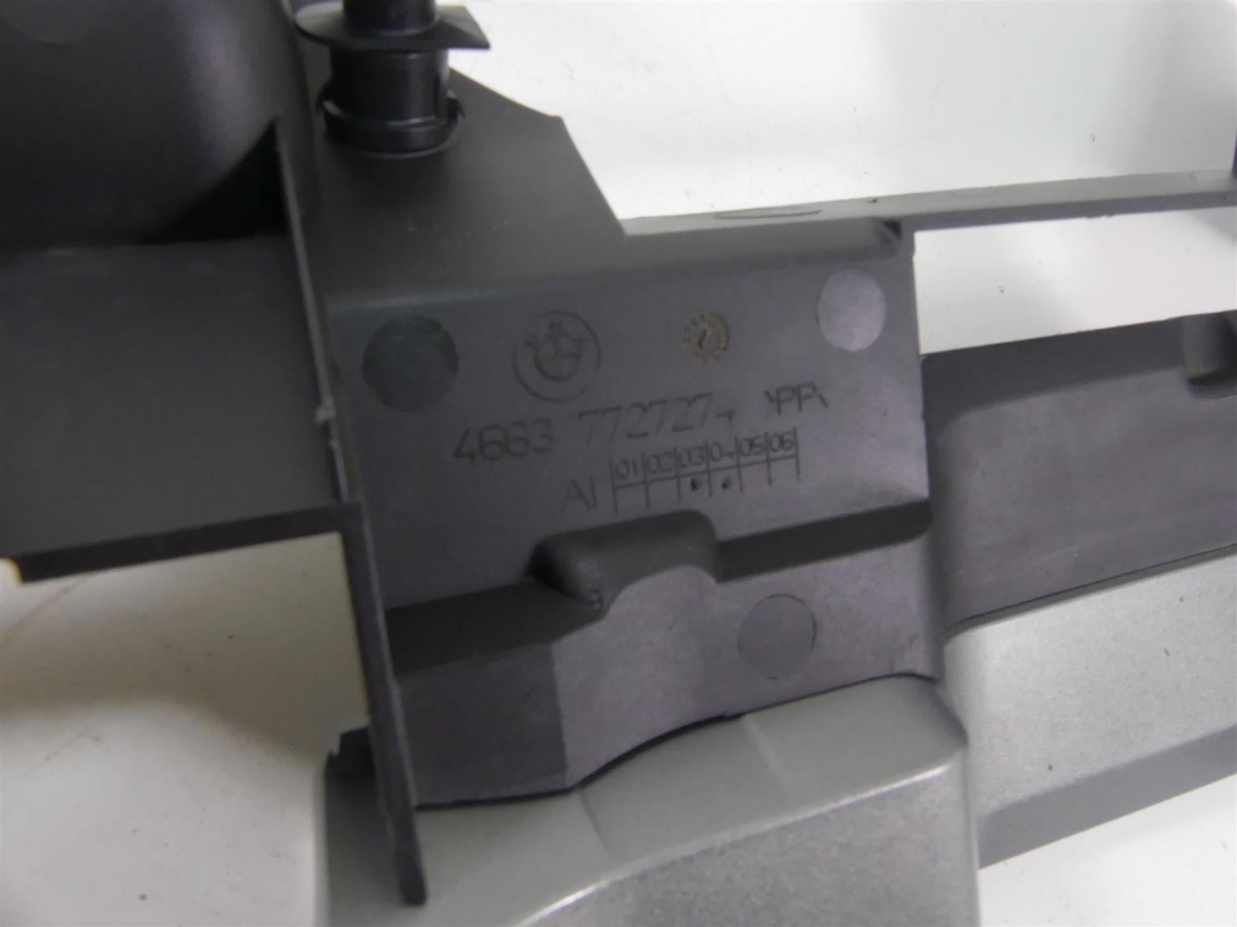 2013 BMW R1200GS GSW K50 Lower Headlight Cover Mount Stay 46637727276 {{ shop.shopifyCountryName }} - Mototech271