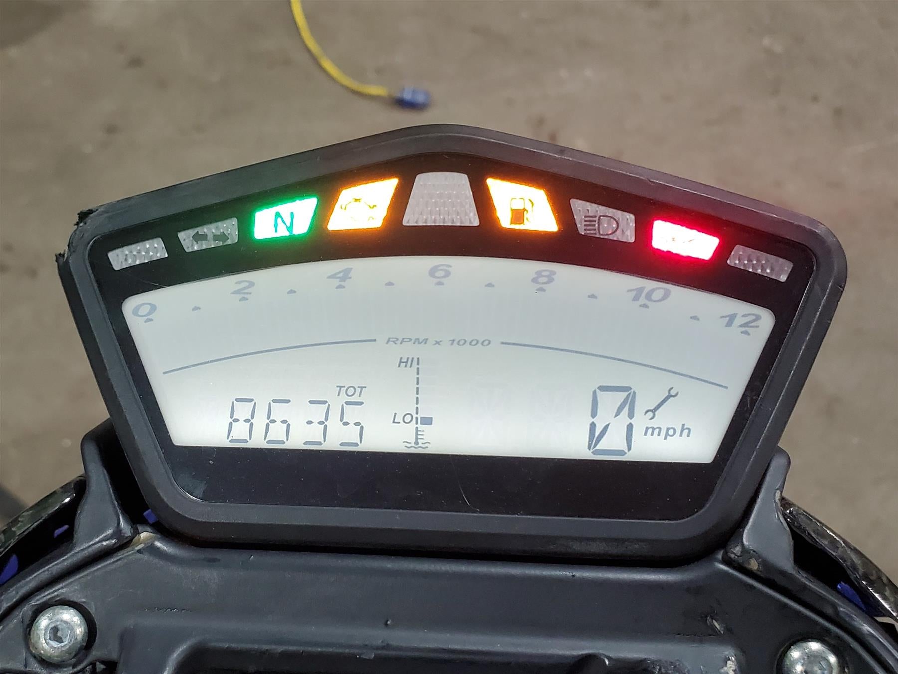 2010 Ducati Streetfighter 1098 S Speedo Gauge 8K Ignition Switch Key 40610724A {{ shop.shopifyCountryName }} - Mototech271