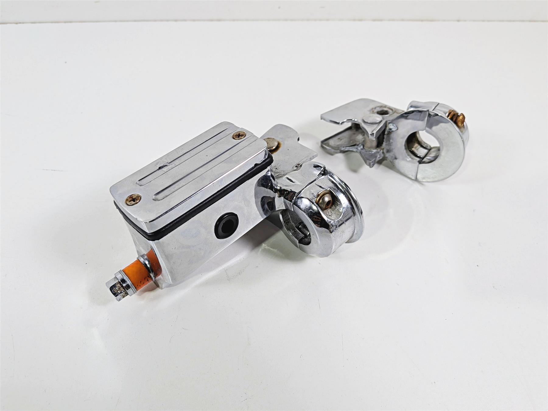 1995 Harley XL883 Sportster Hugger Front Master Cylinder & Clutch READ 45019-93 {{ shop.shopifyCountryName }} - Mototech271