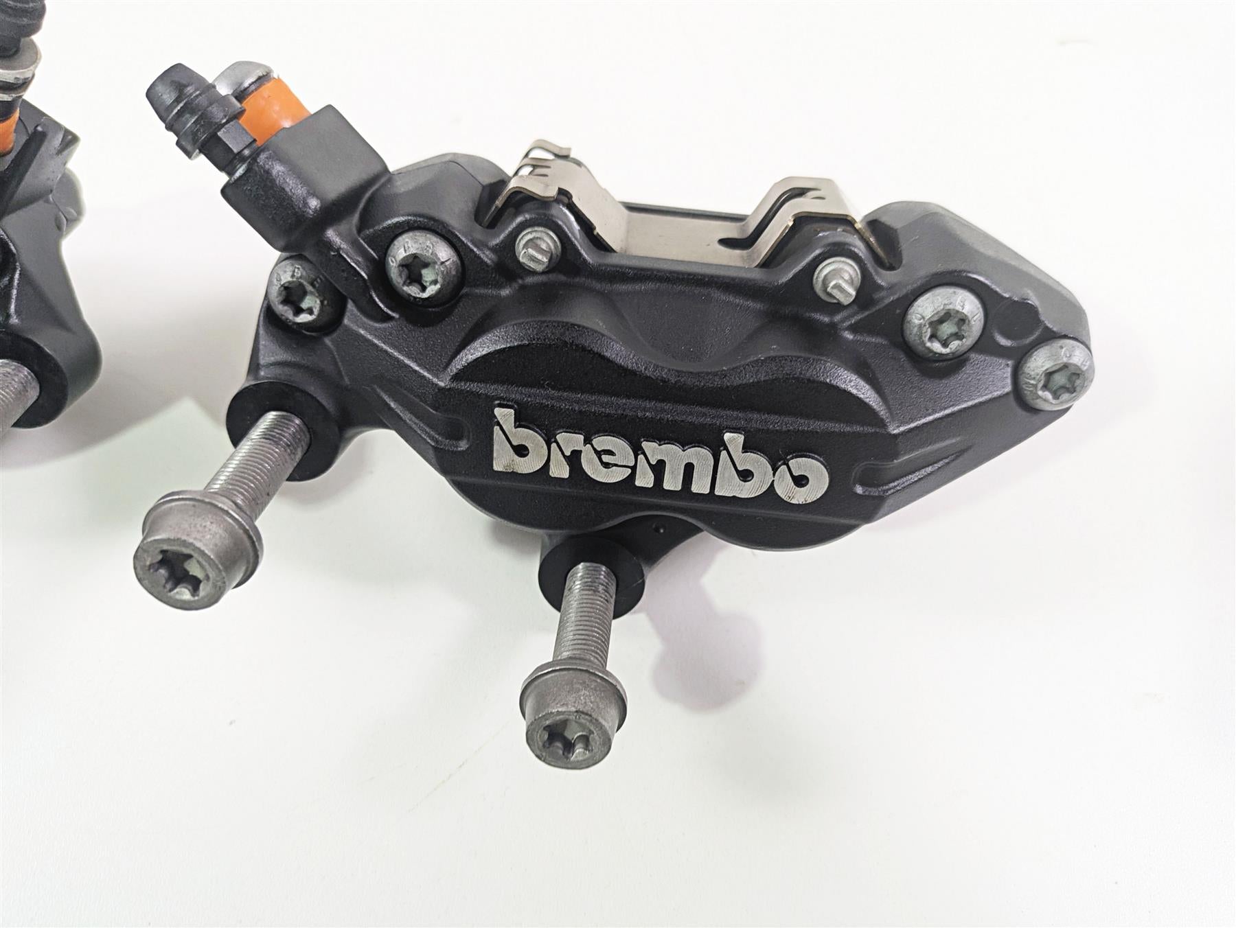 2022 BMW RnineT Pure K22 Brembo Front Brake Caliper Set 34117716717 34118563486 {{ shop.shopifyCountryName }} - Mototech271