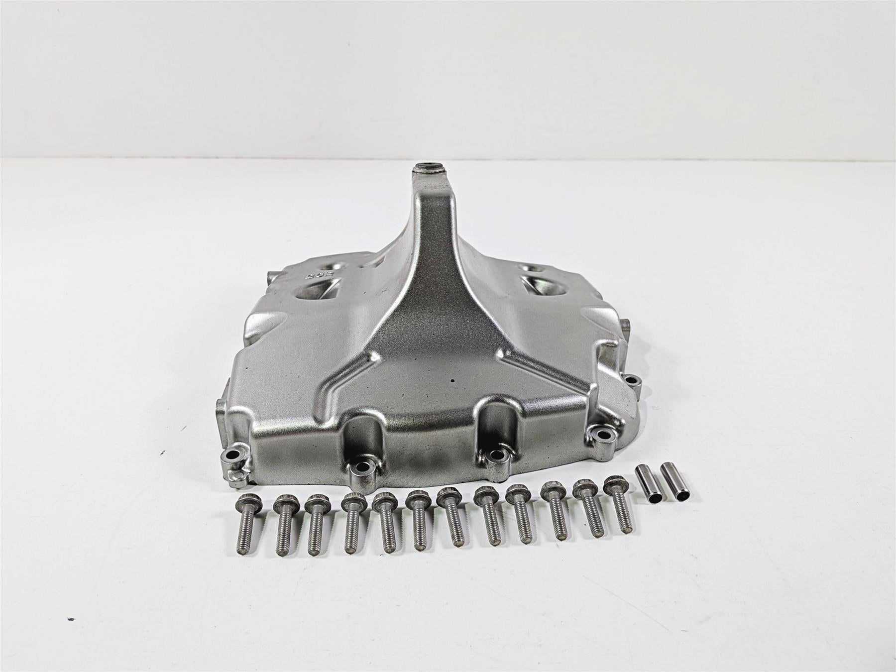 2016 Yamaha YZF R1 RN32 Oil Pan Bottom Engine Cover Strainer B60-13400-00-00 {{ shop.shopifyCountryName }} - Mototech271