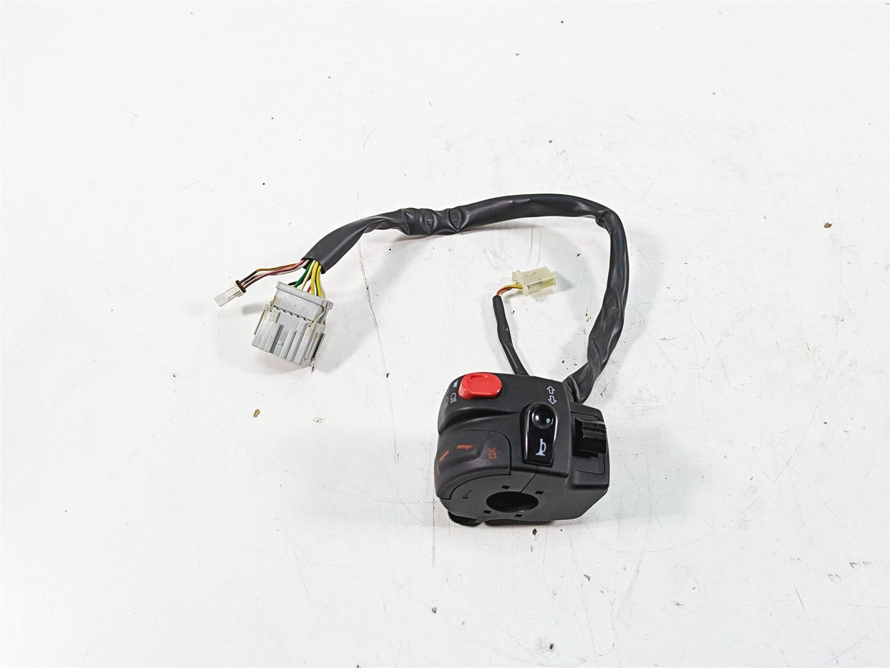 2017 Mv Agusta Dragster 800 Left Hand Control Switch Light 8000B4567 {{ shop.shopifyCountryName }} - Mototech271