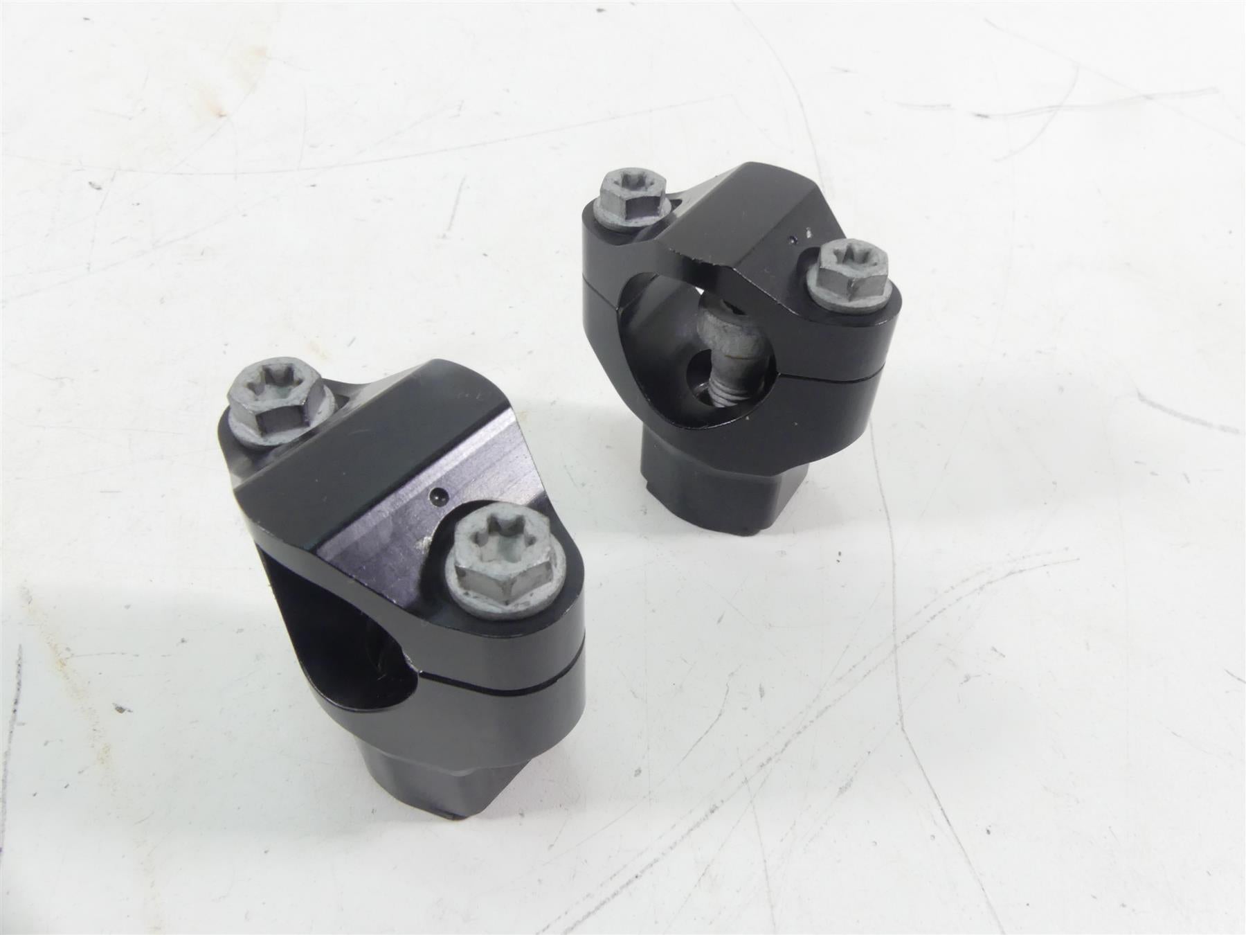 2015 KTM 1190 Adventure R Handlebar Handle Bar Riser Set D=28mm 5940103903730 {{ shop.shopifyCountryName }} - Mototech271