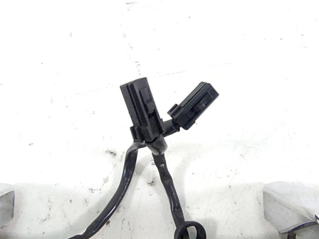 2002 Harley Touring FLHTC Electra Glide Rear Blinker Turn Signal Bar 68510-74C {{ shop.shopifyCountryName }} - Mototech271