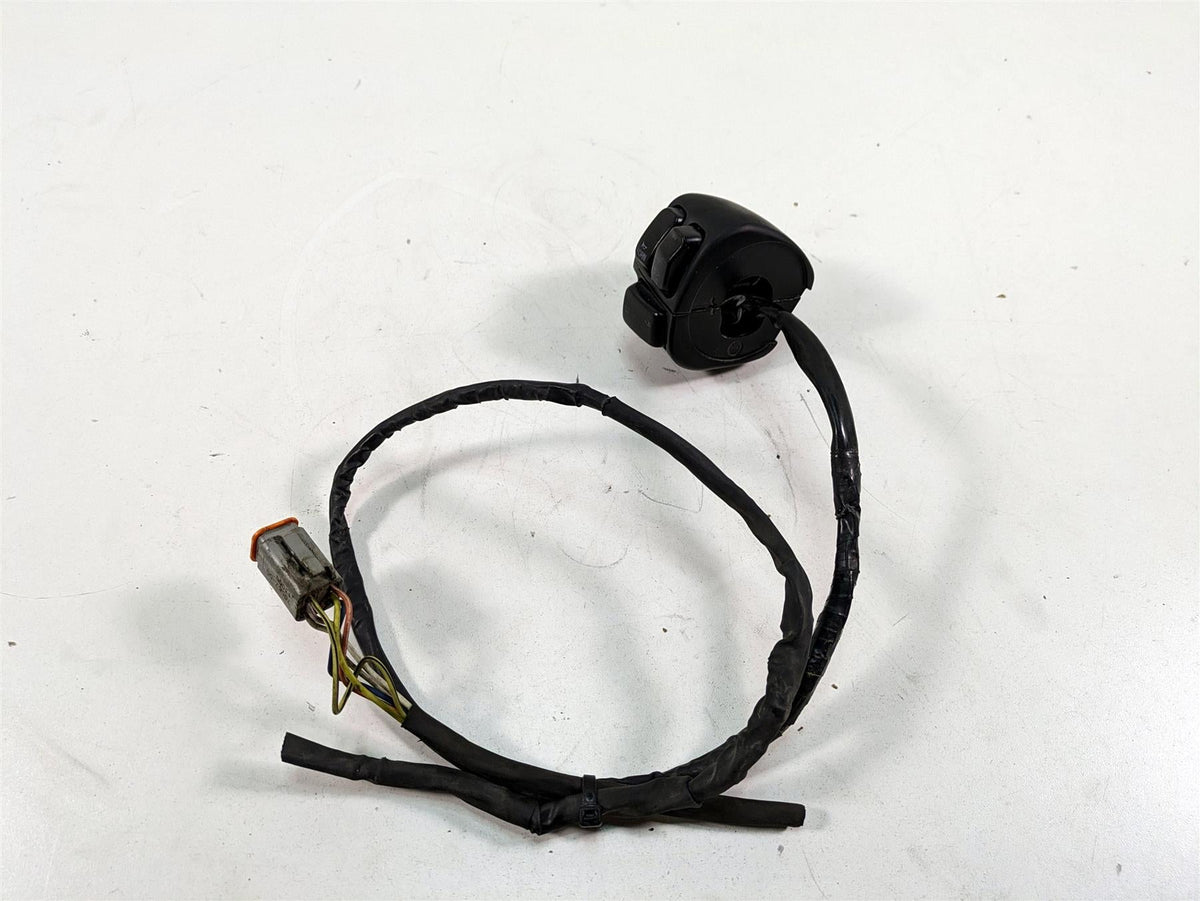 2000 Harley Dyna FXDL Low Rider Left Hand Control Switch 71682-06A 71685-06A {{ shop.shopifyCountryName }} - Mototech271