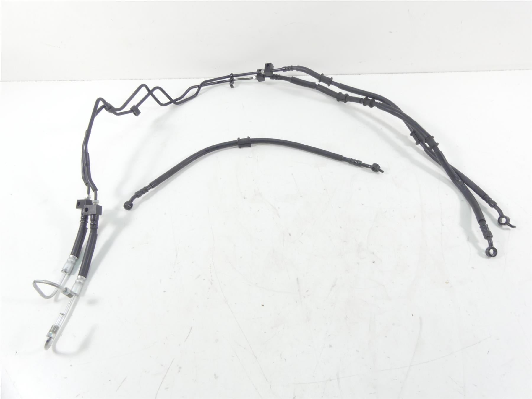 2013 Yamaha VMX17 V-Max 1700 Front Abs Brake Lines Hoses Set 2S3-2584B-00-00 {{ shop.shopifyCountryName }} - Mototech271