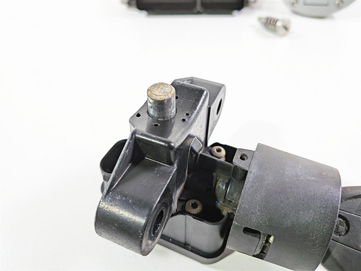 2015 BMW R1200GS K50 Cdi Ecu Ecm Module Ignition Switch Key Lock Gas Cap 13618546129 {{ shop.shopifyCountryName }} - Mototech271
