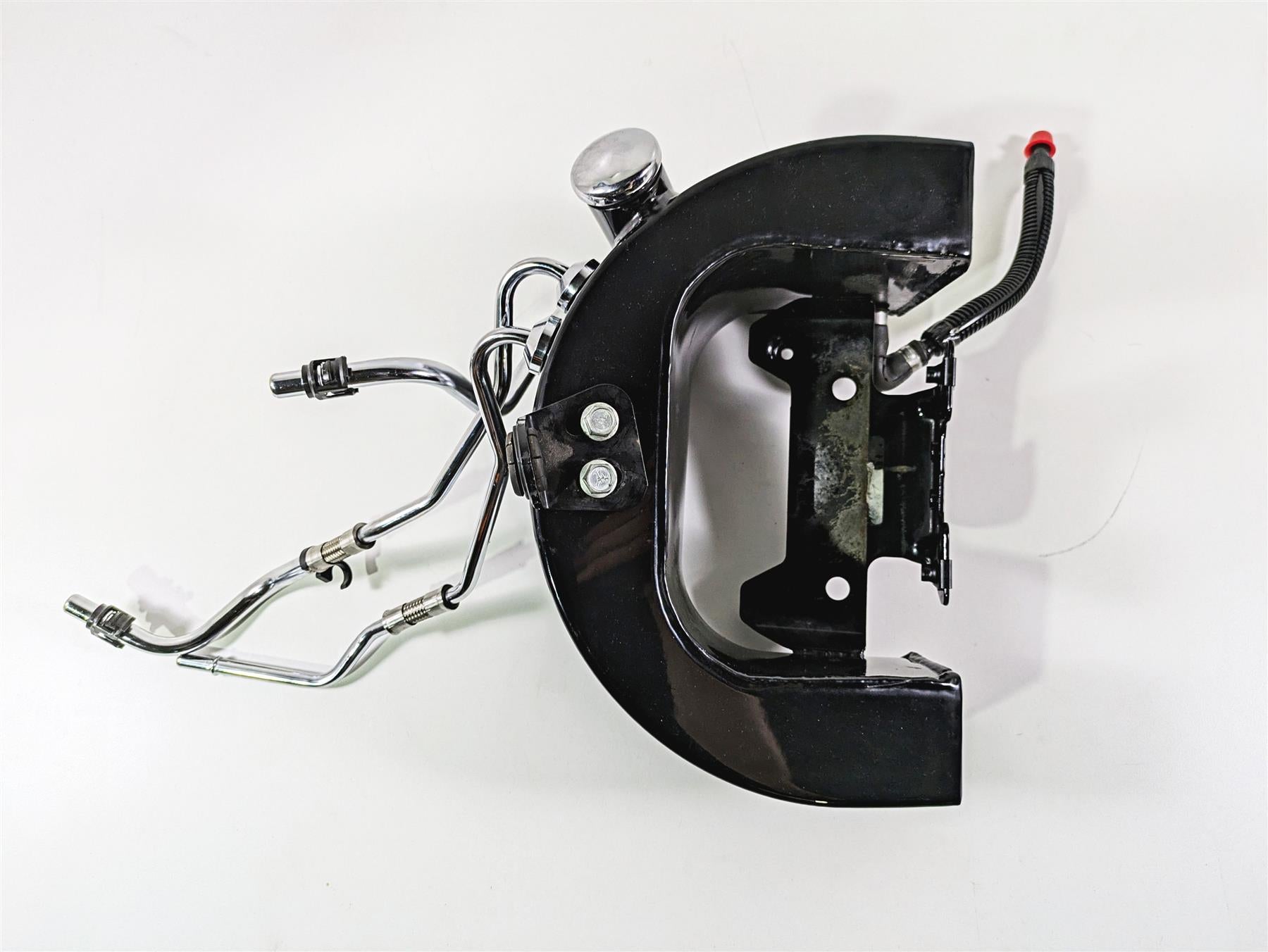 2009 Harley FLSTSB Cross Bones Oil Tank Reservoir & Lines - No Leaks 62507-09DH {{ shop.shopifyCountryName }} - Mototech271
