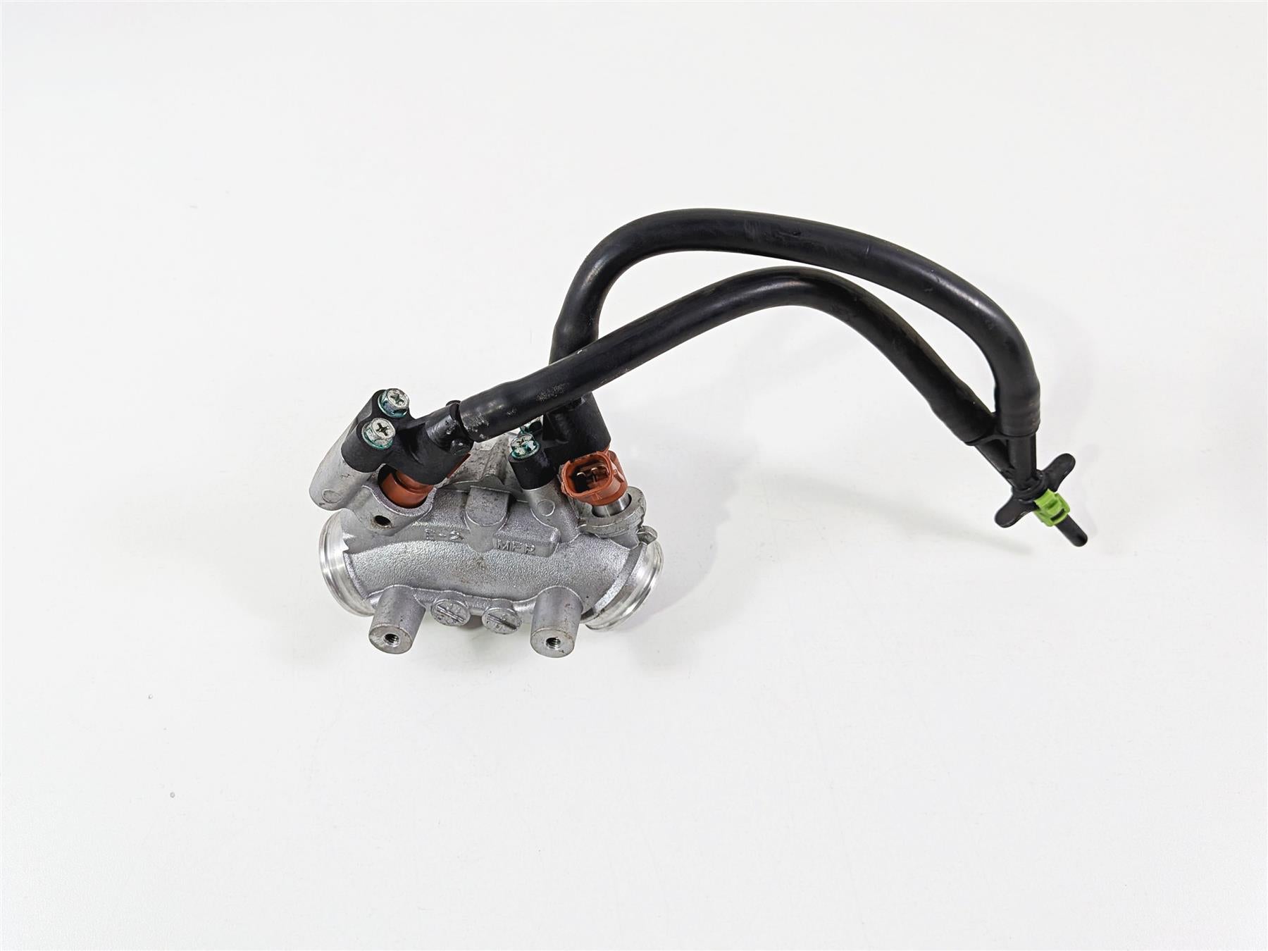 2010 Honda VT1300 CR Stateline Intake Manifold & Fuel Injectors 17111-MFR-670 {{ shop.shopifyCountryName }} - Mototech271
