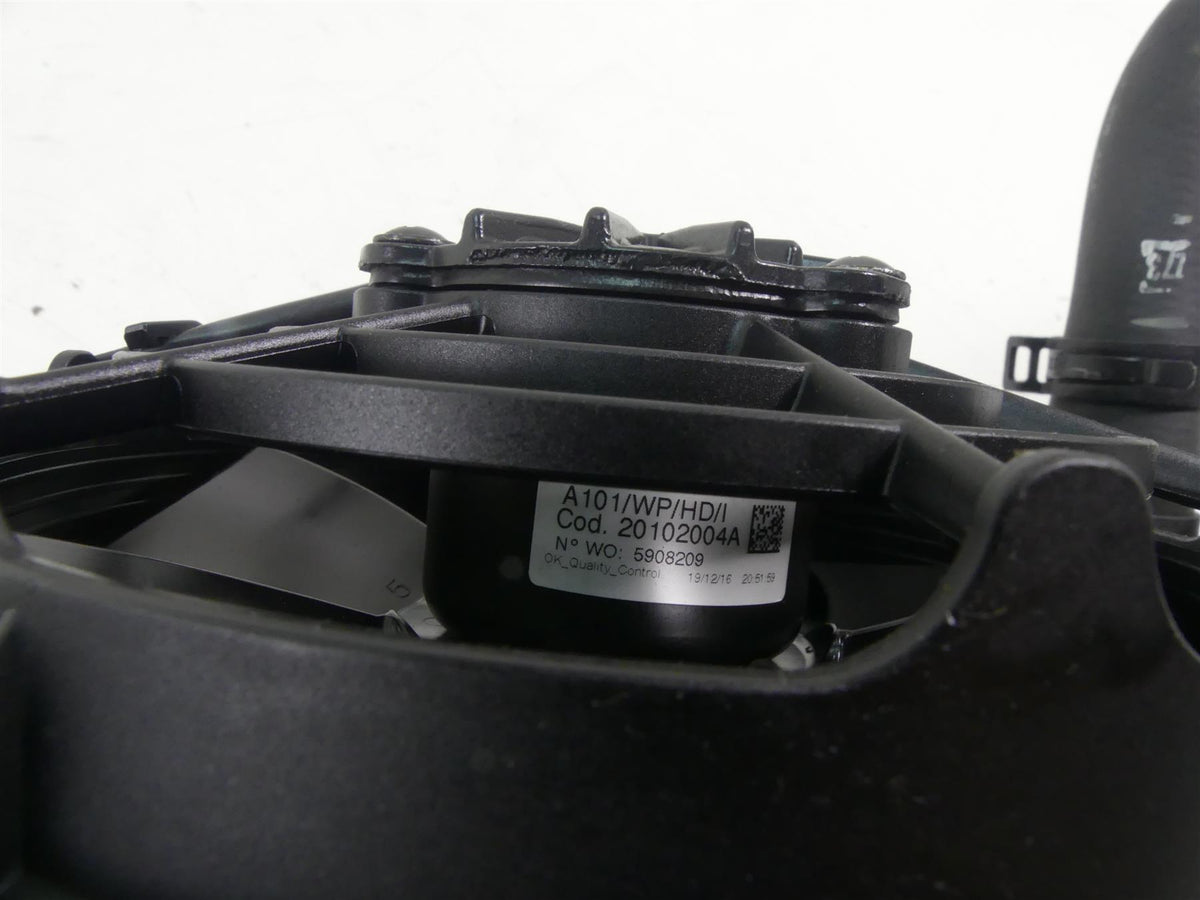 2017 BMW R1200RT K52 Right Radiator Fan Hoses Reservoir 17118546416 {{ shop.shopifyCountryName }} - Mototech271