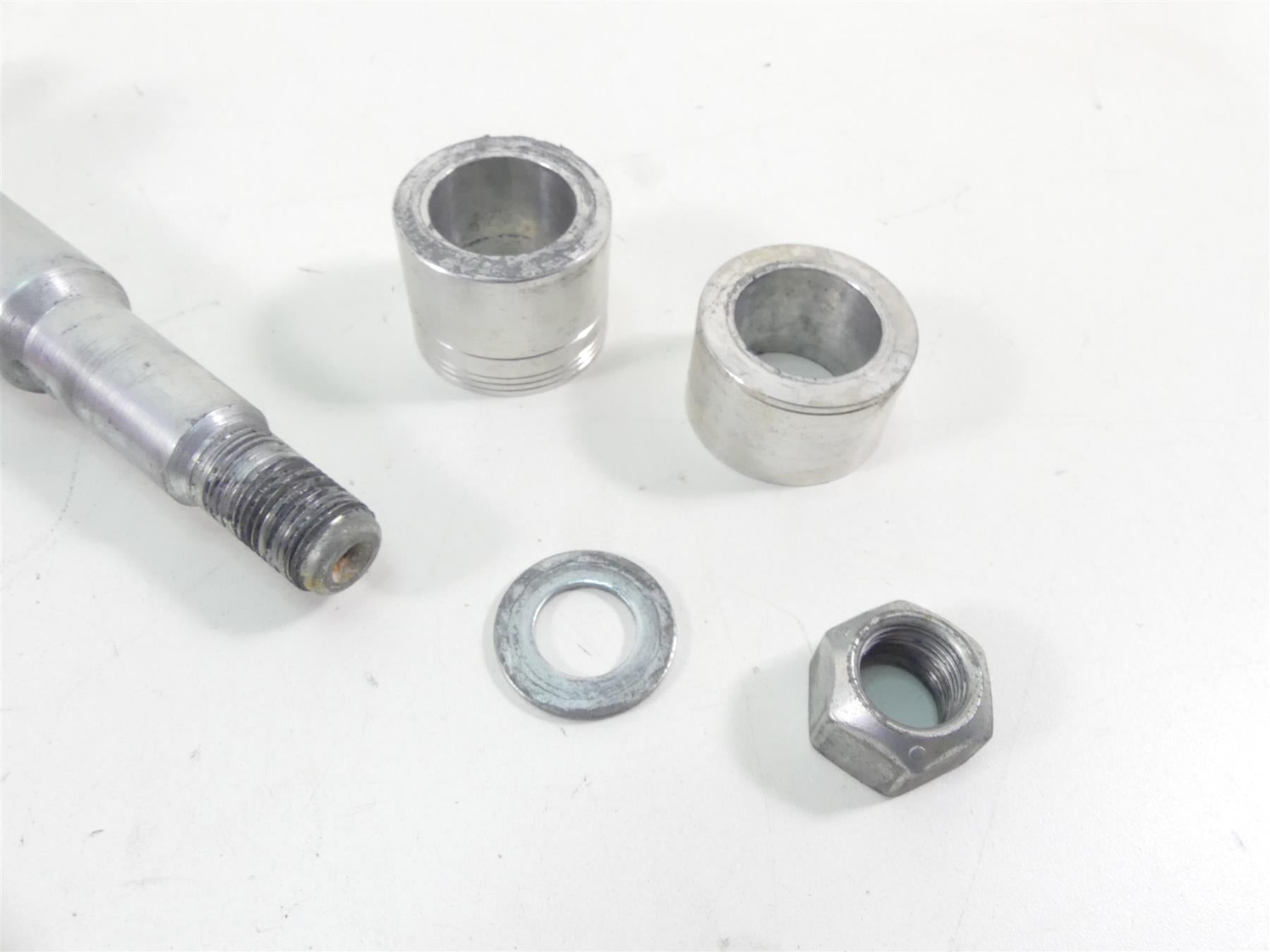 2014 Harley Dyna FXDF Fat Bob Front 25mm Wheel Spindle Axle 41547-07A {{ shop.shopifyCountryName }} - Mototech271