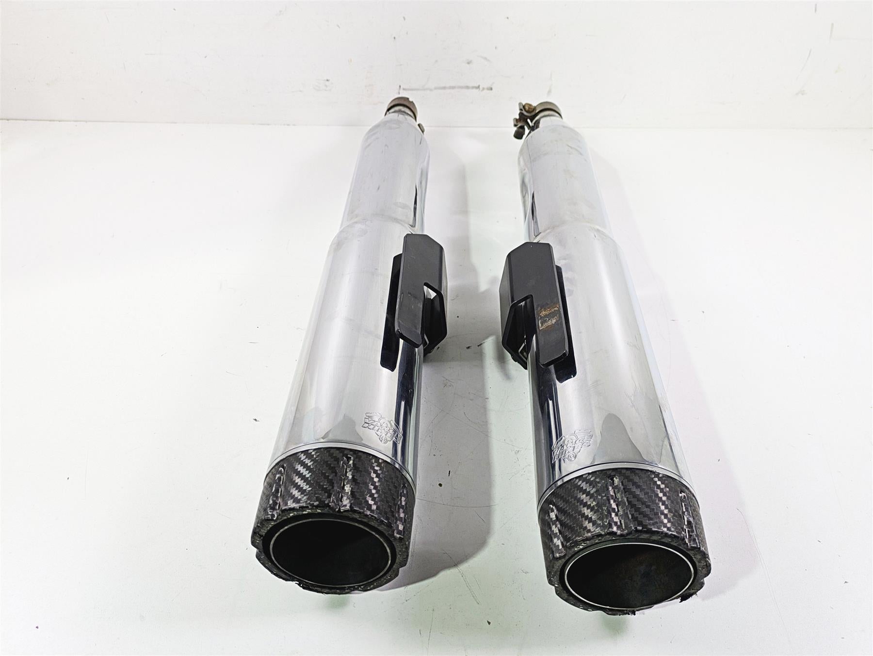 2011 Harley Touring FLHTCUSE CVO E-Glide Vance Hines High Output 4" Exhaust Muffler 16455 {{ shop.shopifyCountryName }} - Mototech271