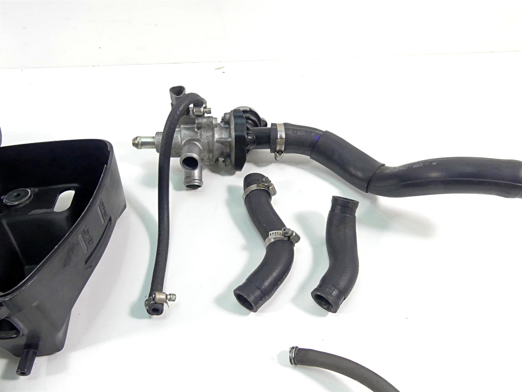 2007 Honda VTX1800 T2 Radiator Fan Reservoir Hoses Guard Set 19010-MCV-R11 {{ shop.shopifyCountryName }} - Mototech271
