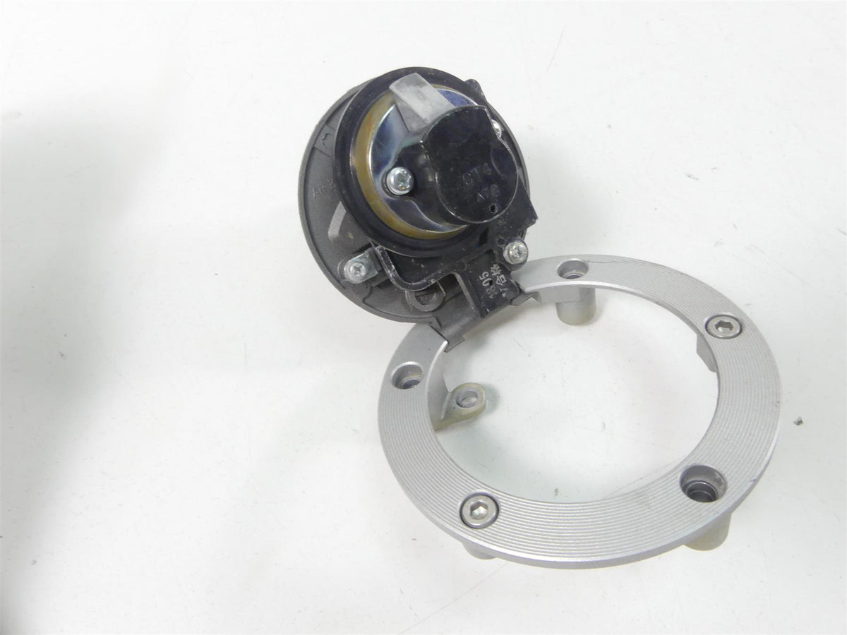 2015 Ducati Monster 1200 S Ignition Switch Key Lock Tank Lid Set -Read 59821061A {{ shop.shopifyCountryName }} - Mototech271