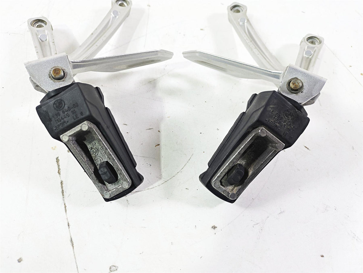 2015 BMW R1200GS Adv K51 Rear Passenger Footpeg Set 46718526741 46718526742 {{ shop.shopifyCountryName }} - Mototech271