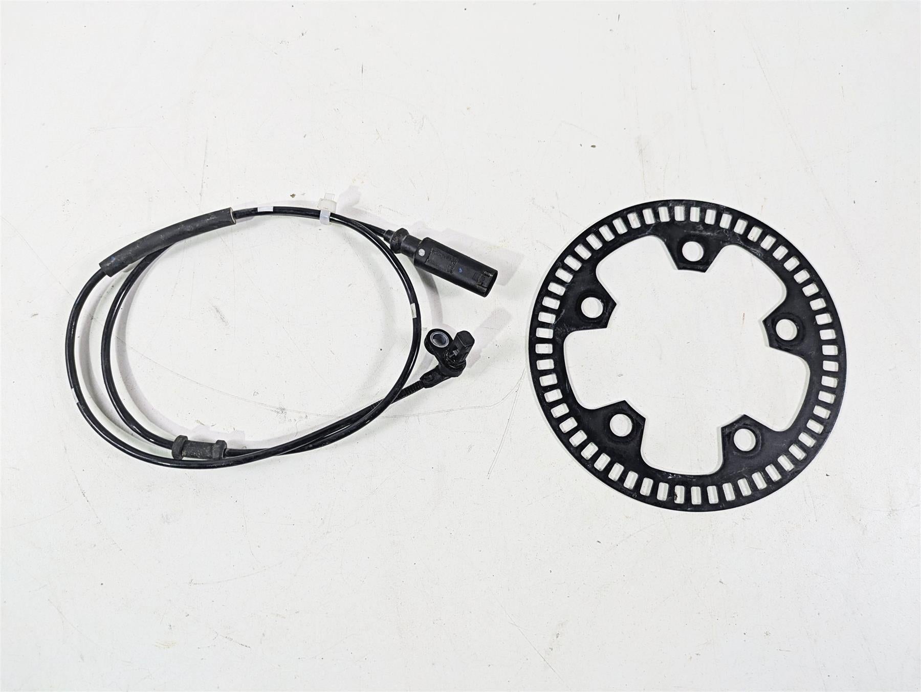 月 2024 Kawasaki ZX6R ZX636 Ninja Front Abs Brake Wheel Speed Sensor