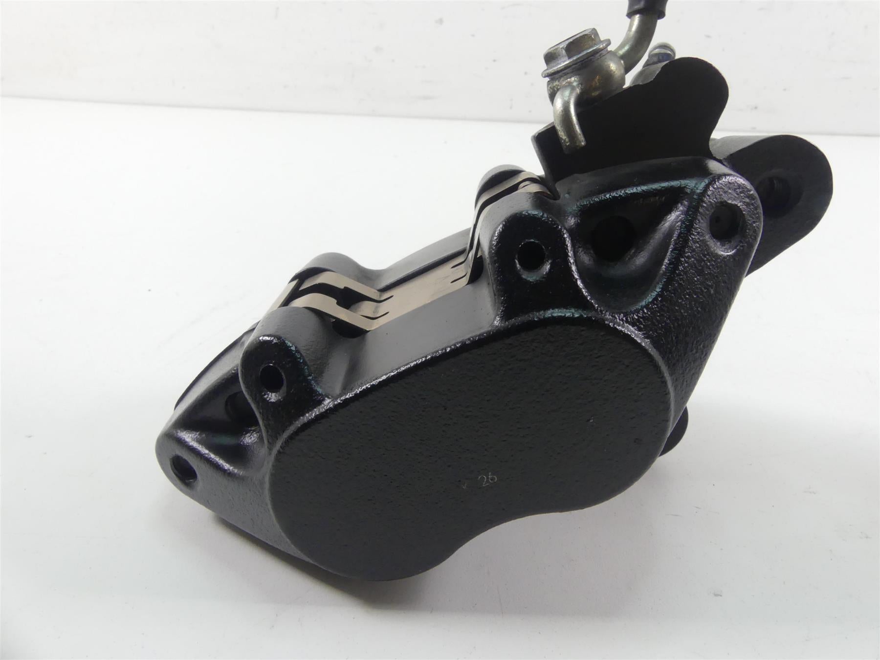 2022 Harley Softail FXBBS Street Bob Front Brake Caliper + Line 41300095 {{ shop.shopifyCountryName }} - Mototech271