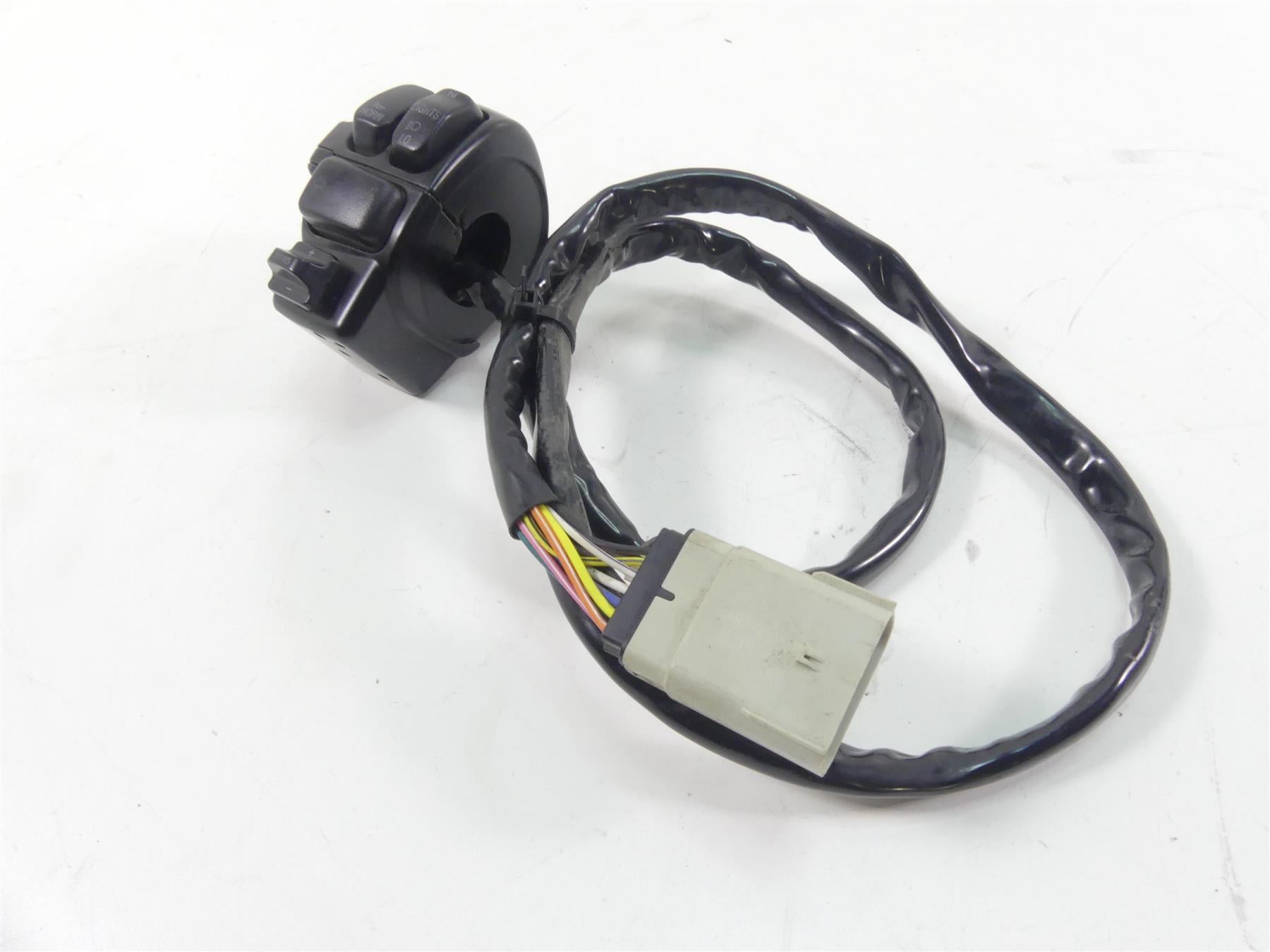 2013 Harley Touring FLTRX Road Glide Left Hand Audio Control Switch 71682-06A {{ shop.shopifyCountryName }} - Mototech271
